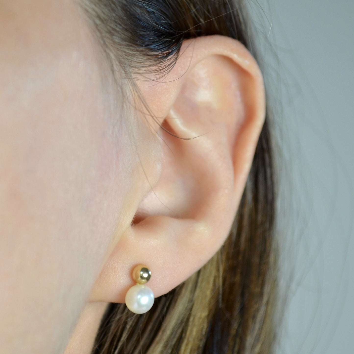 14k Gold and Pearl Post Earrings