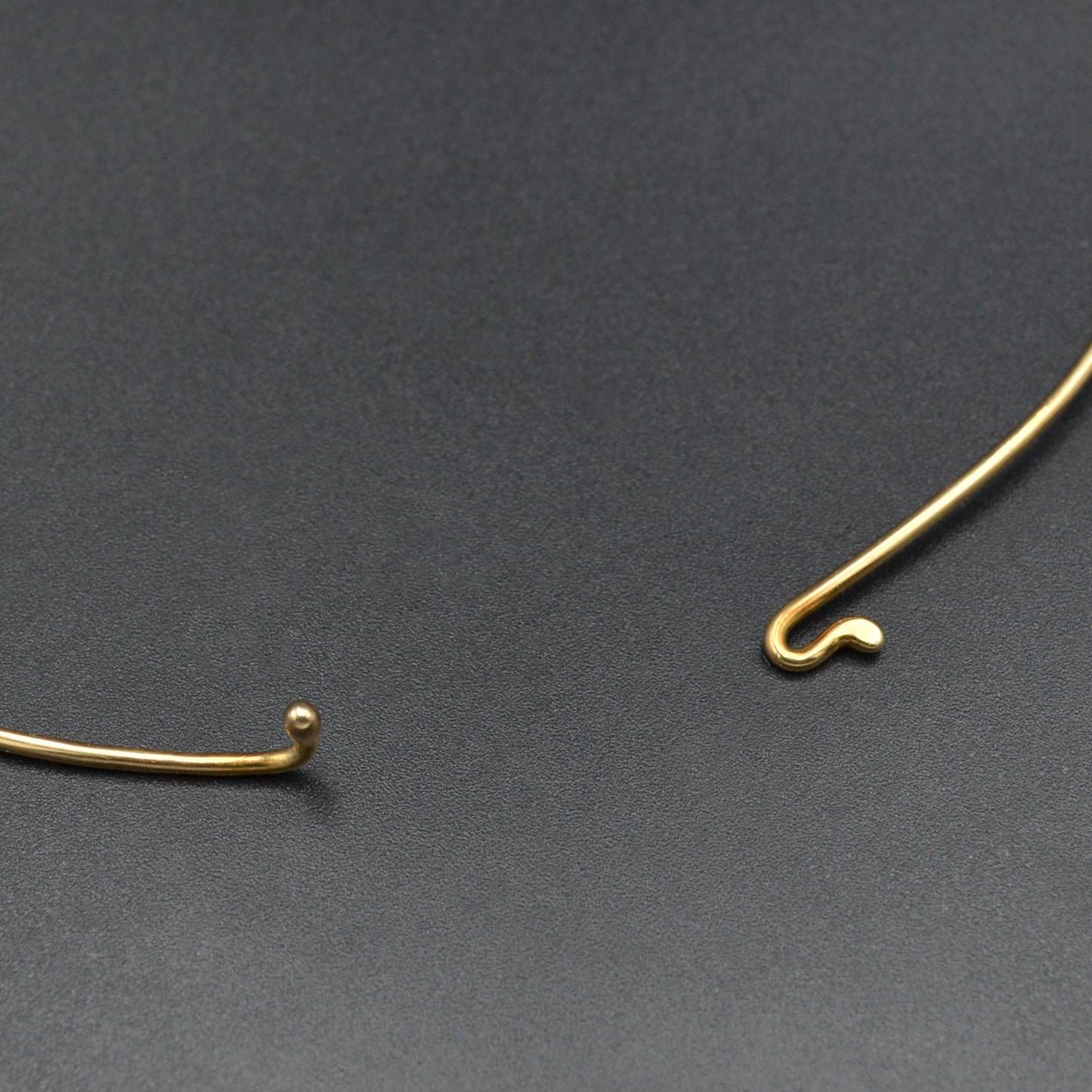 Vintage Omega 14k Gold Wire Collar Torque Necklace