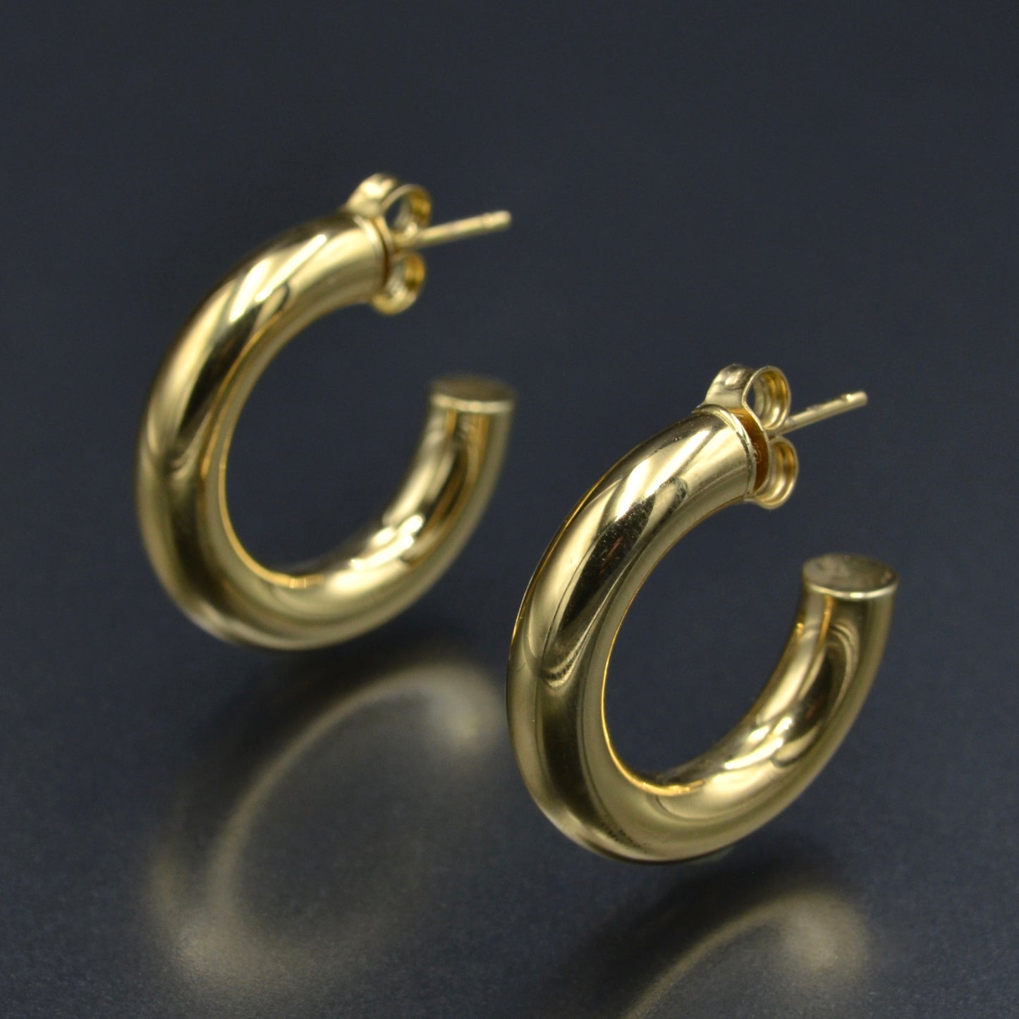 Vintage 14k Chunky Gold 3/4 Hoop Earrings