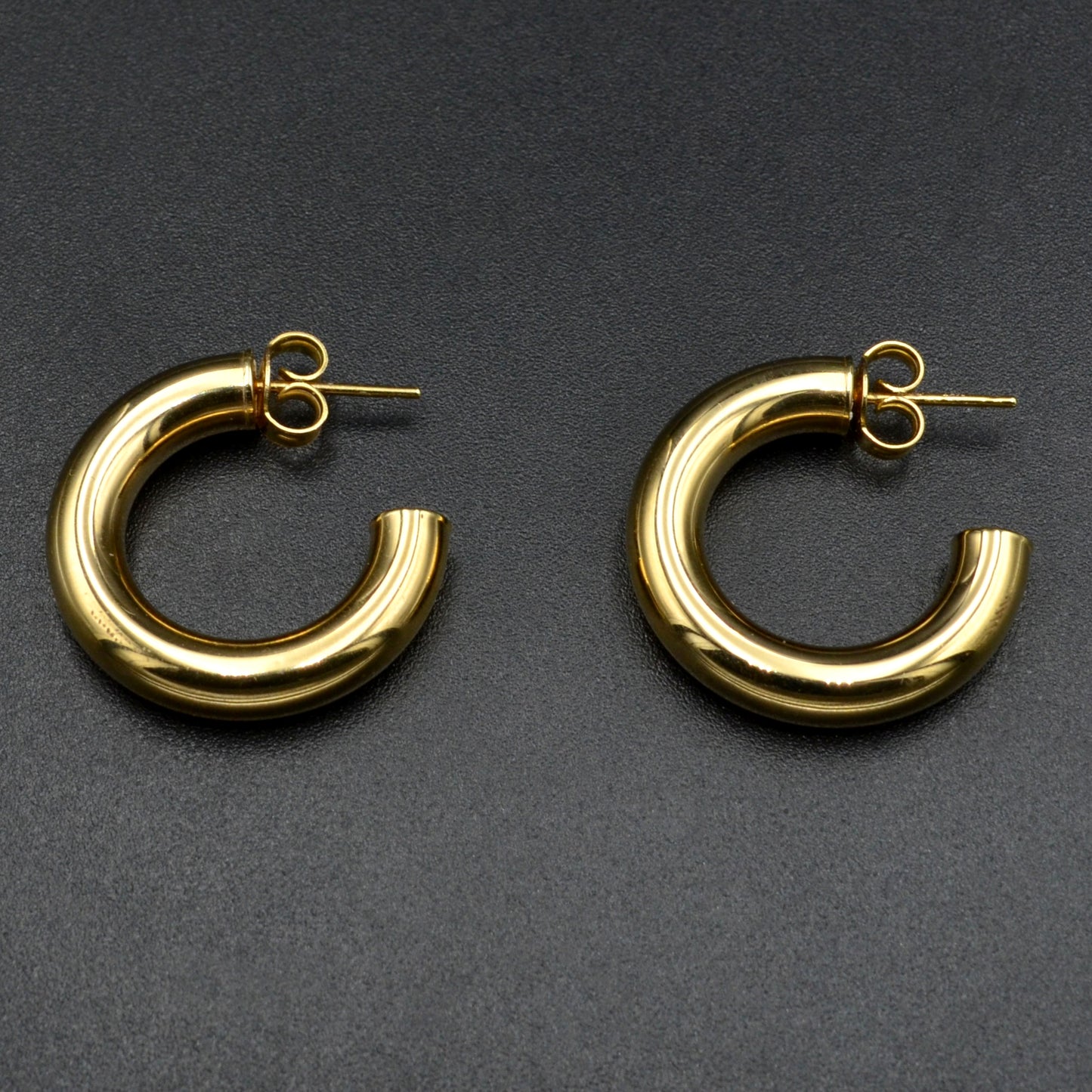 Vintage 14k Chunky Gold 3/4 Hoop Earrings