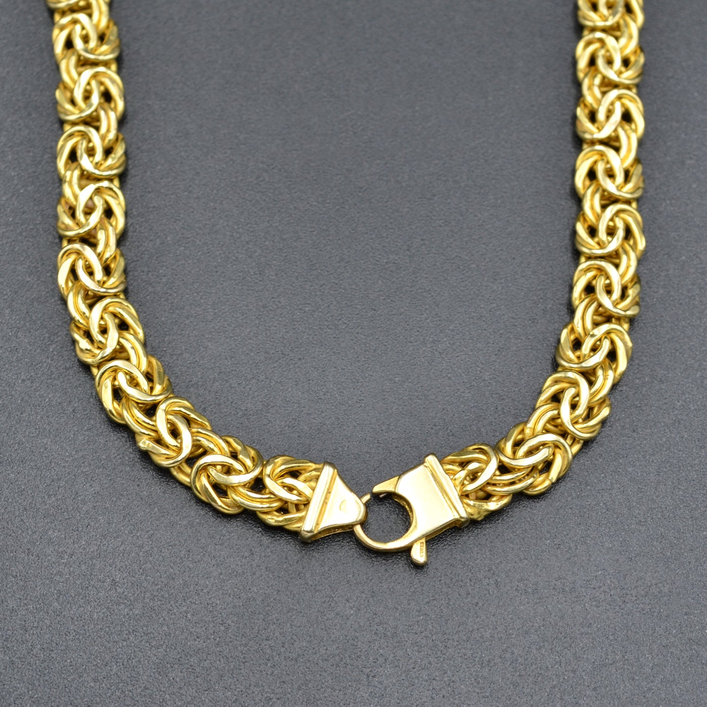Vintage 14k Gold Graduated Byzantine Link Necklace