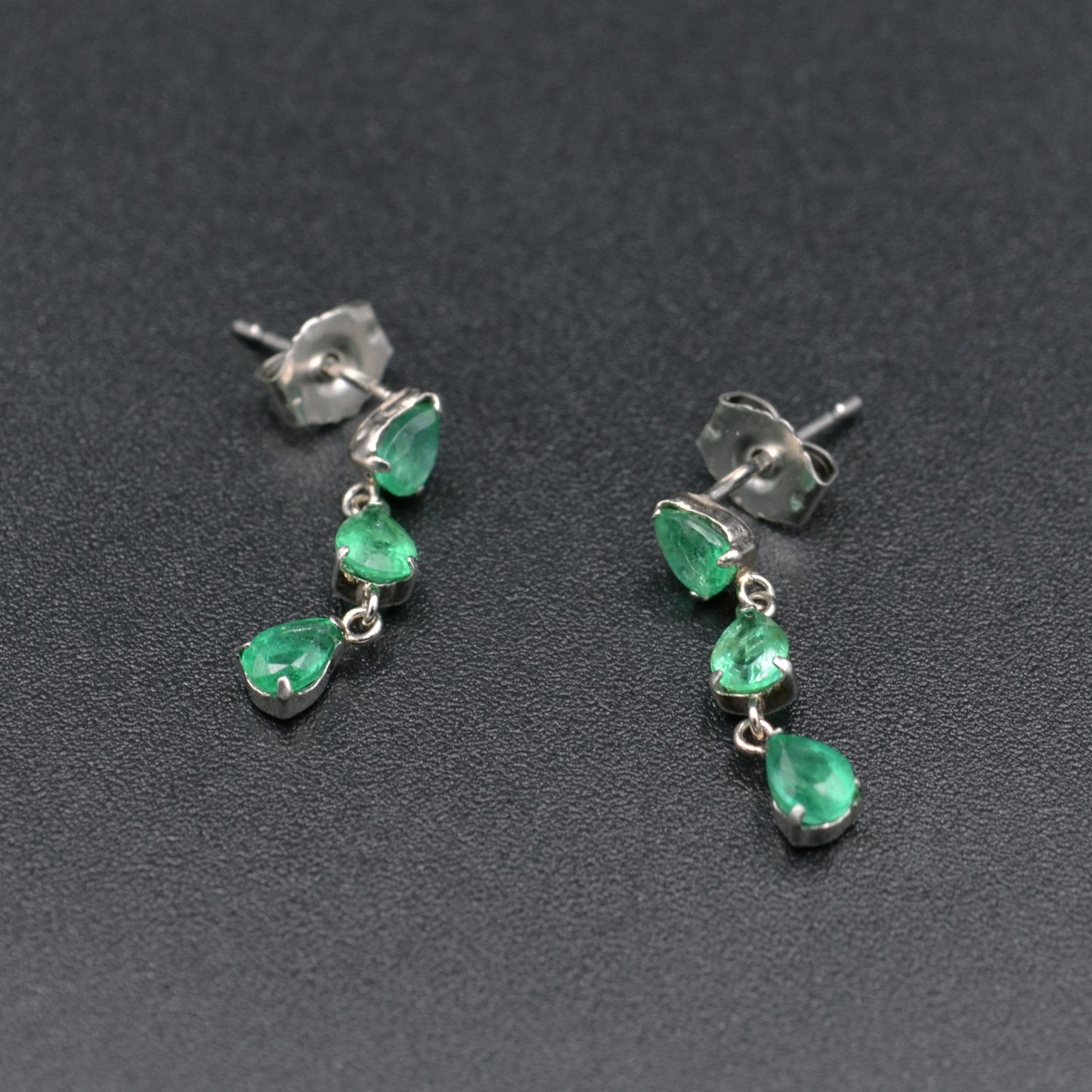 Vintage Natural Emerald and Platinum Drop Earrings