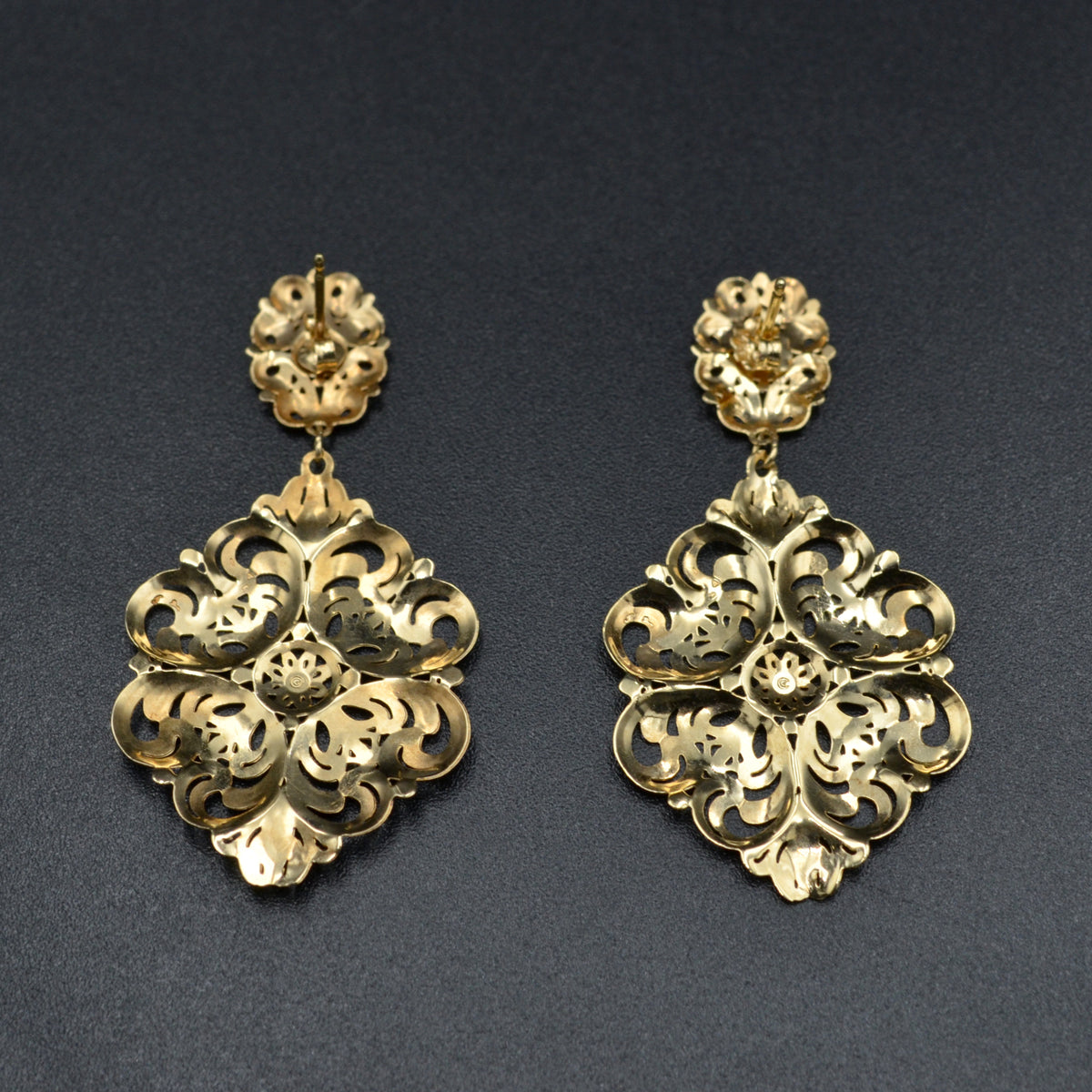 Vintage 14 Karat Gold Filigree Chandelier Earrings