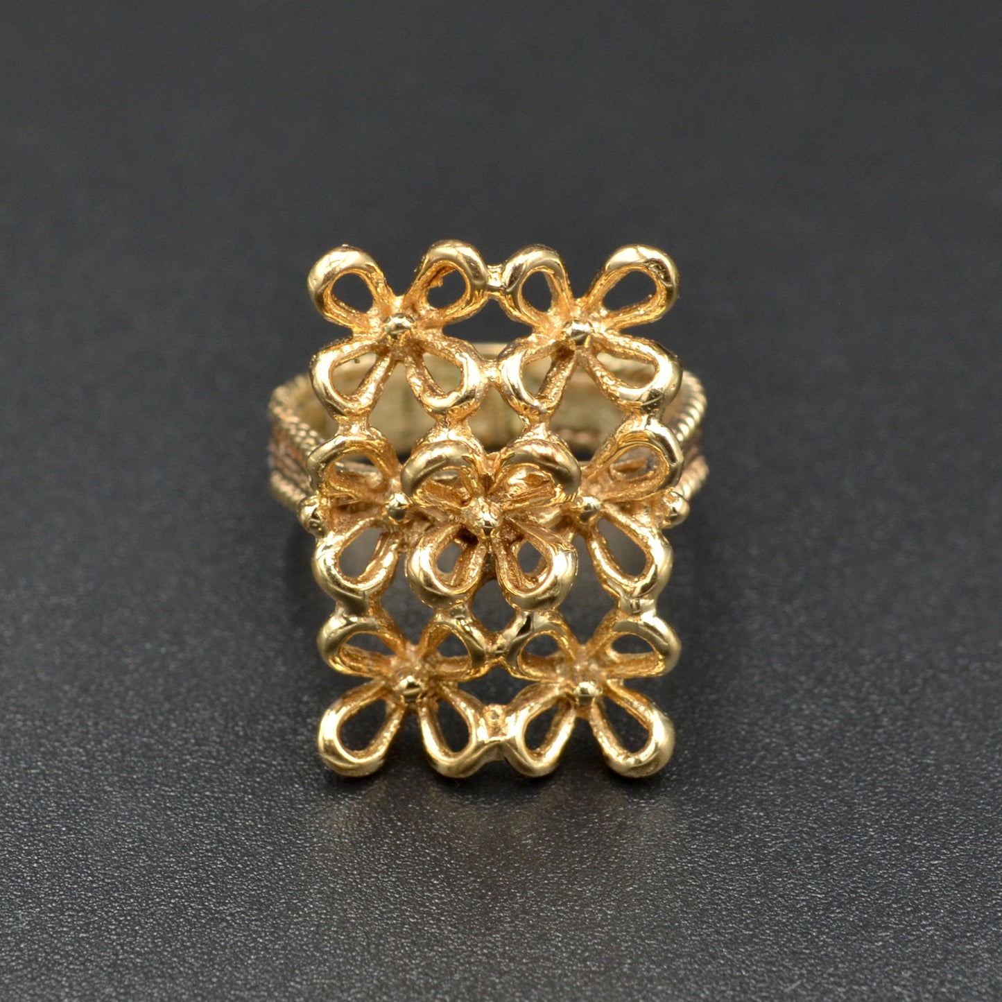 Vintage 10k Gold Wire Flower Ring