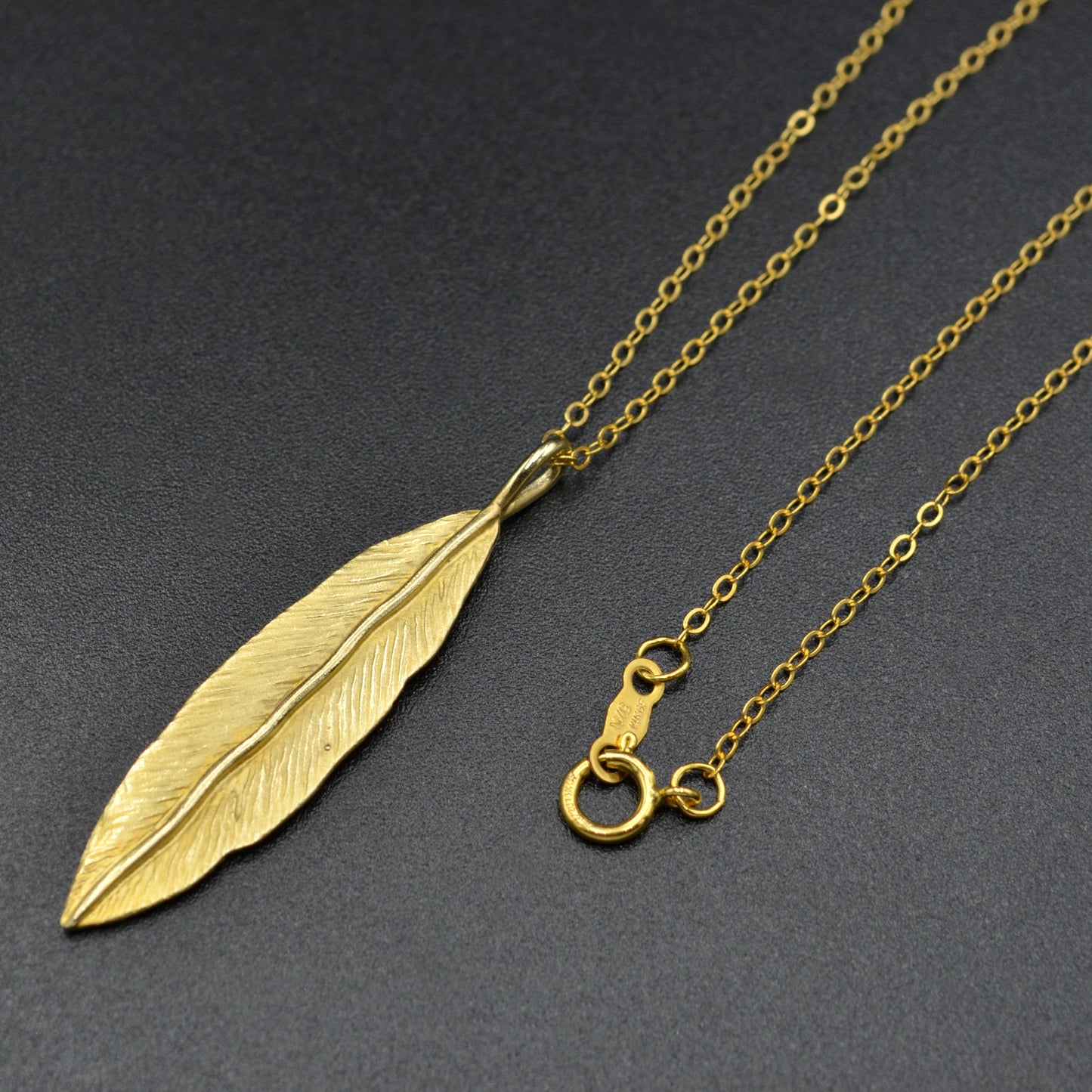 I. Reiss 14k Gold and Diamond Feather Pendant Necklace