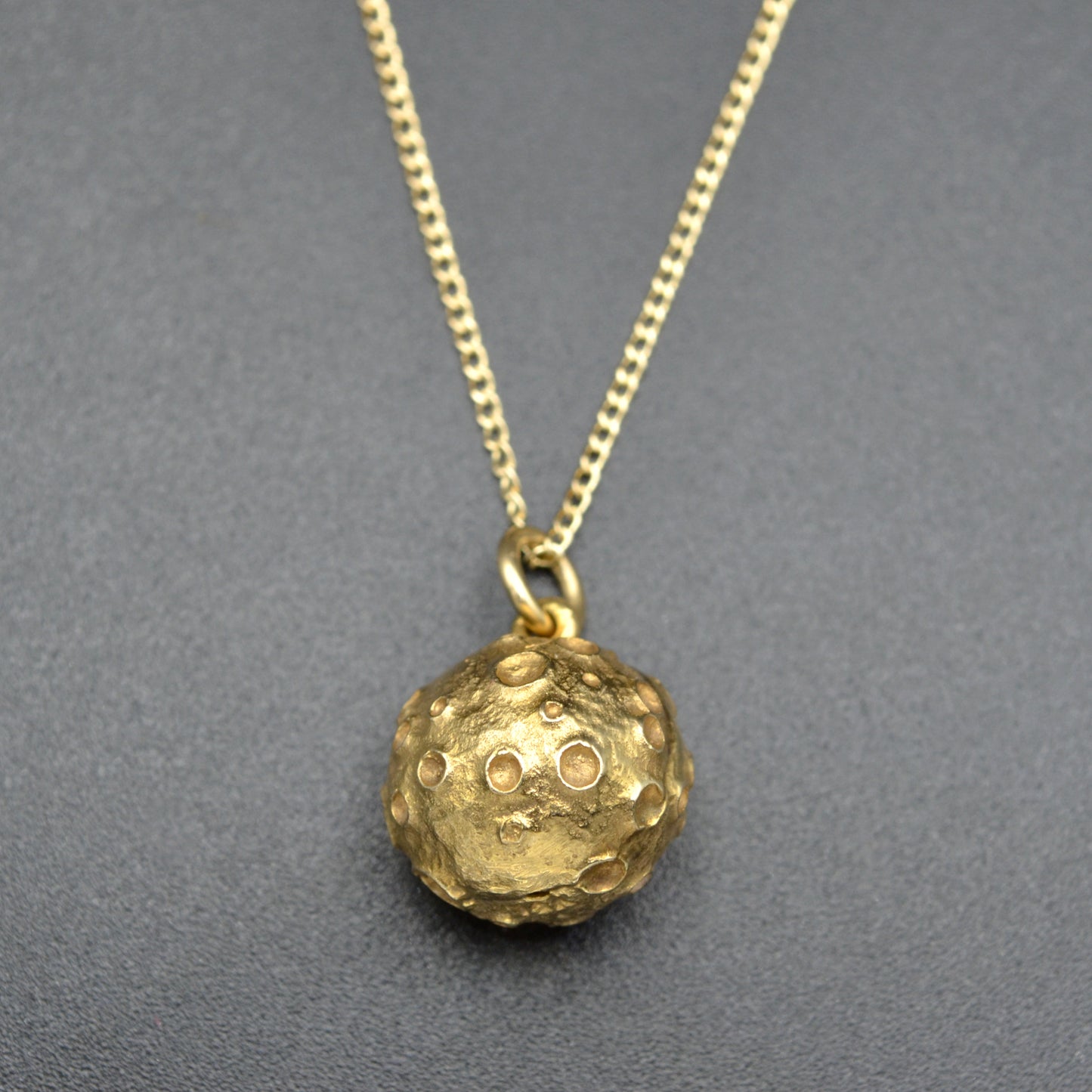 Vintage 14k Gold Moon Landing Pendant Necklace