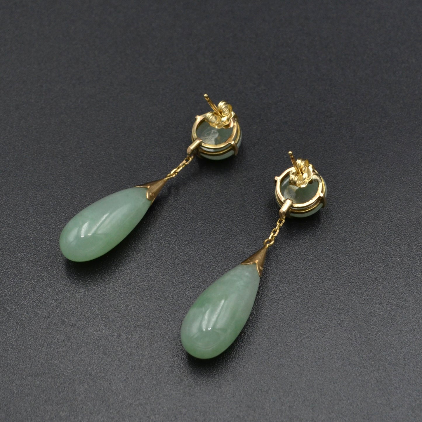 Vintage Jadeite Jade and 14k Gold Drop Earrings