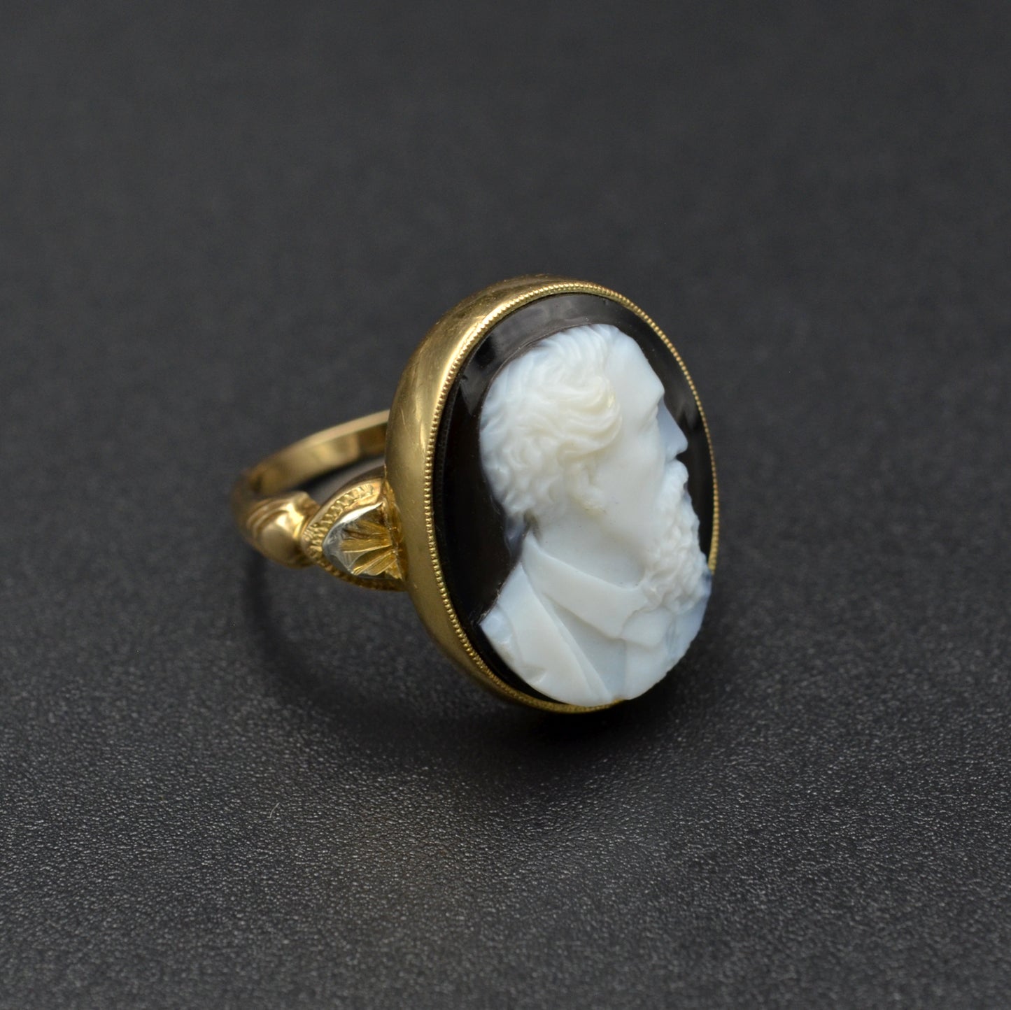 Antique Banded Onyx Cameo Portrait Ring in 14k Gold
