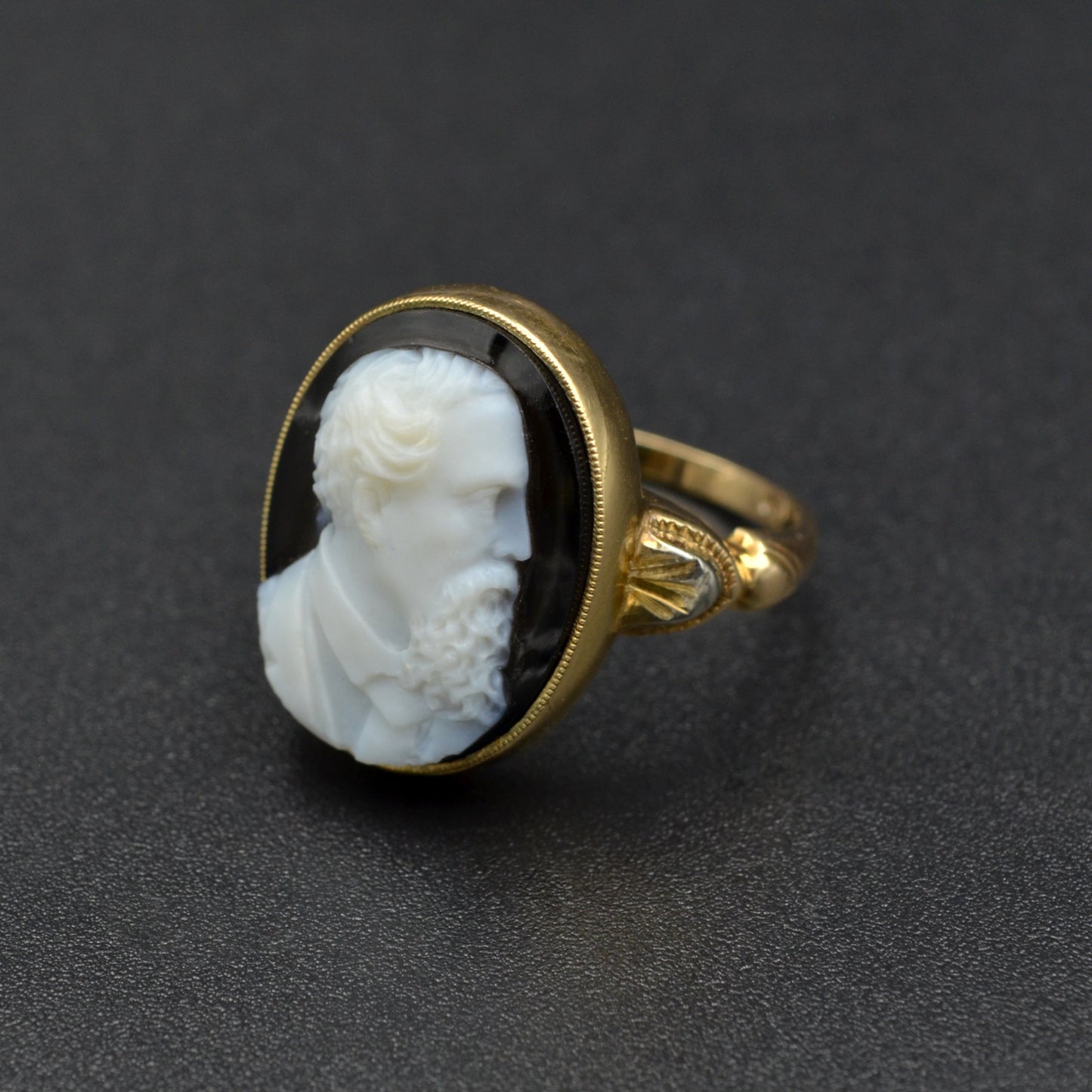 Antique Banded Onyx Cameo Portrait Ring in 14k Gold
