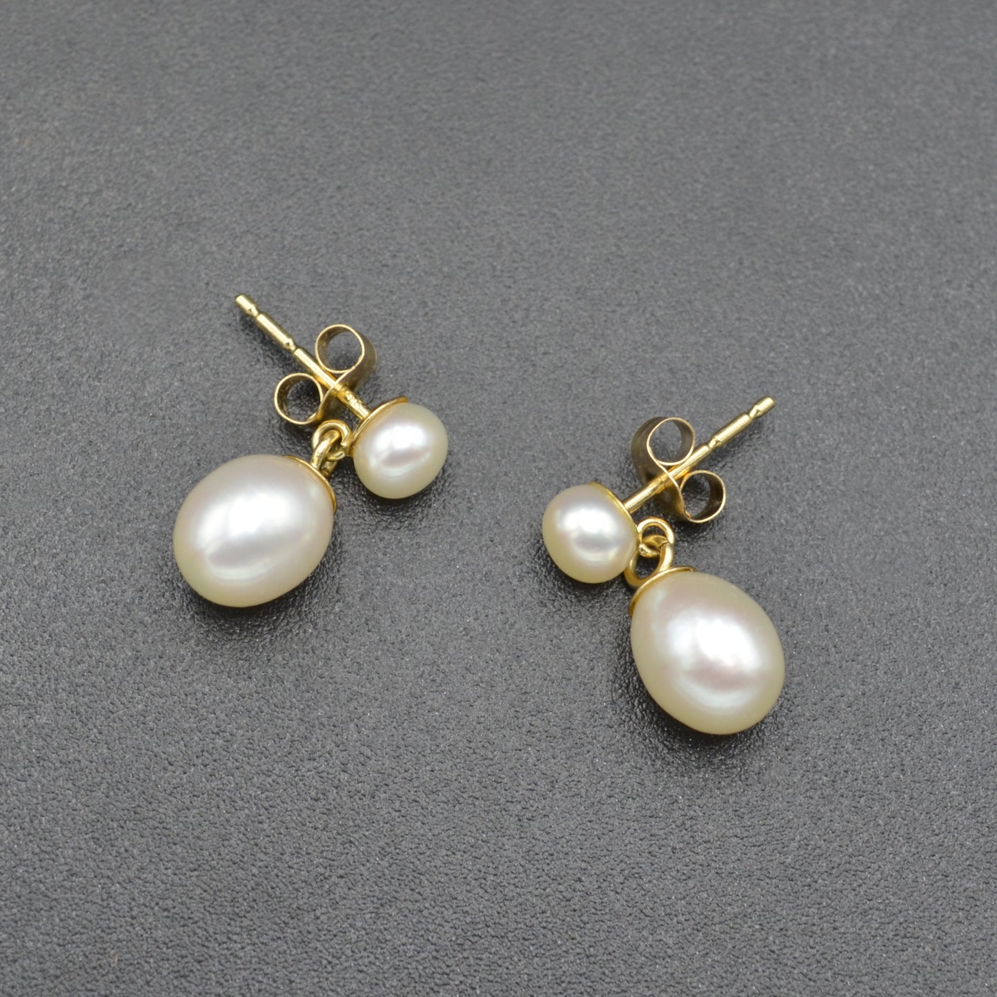 Vintage 14k Pearl and Gold Drop Earrings