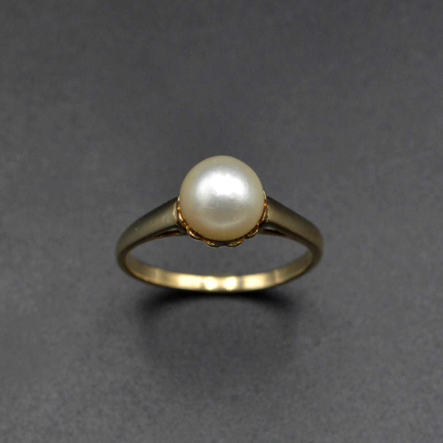 Vintage 10k Gold and Pearl Solitaire Ring