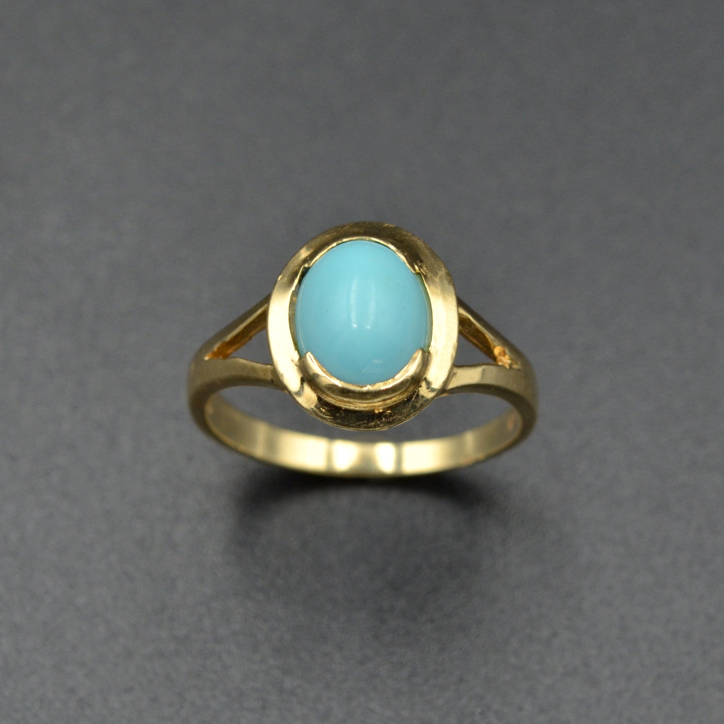 Vintage Sleeping Beauty Turquoise and 14k Yellow Gold Ring