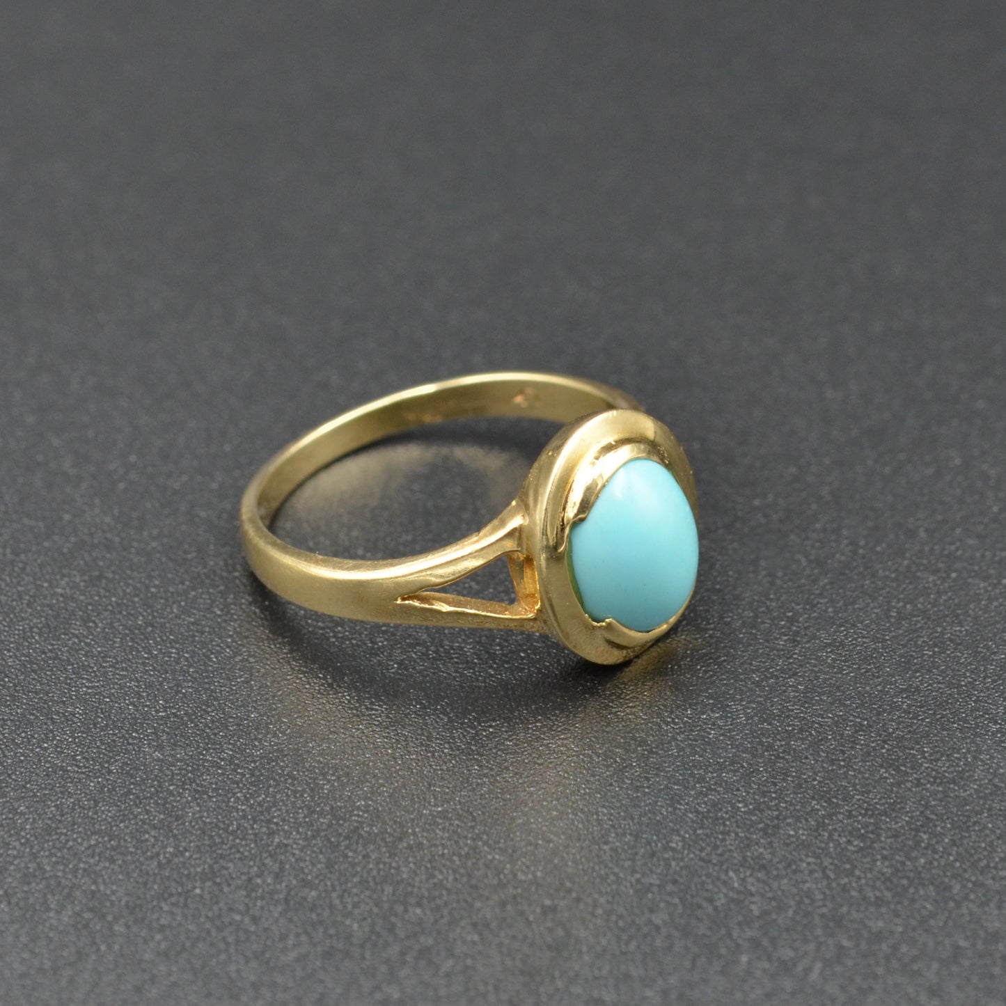 Vintage Sleeping Beauty Turquoise and 14k Yellow Gold Ring
