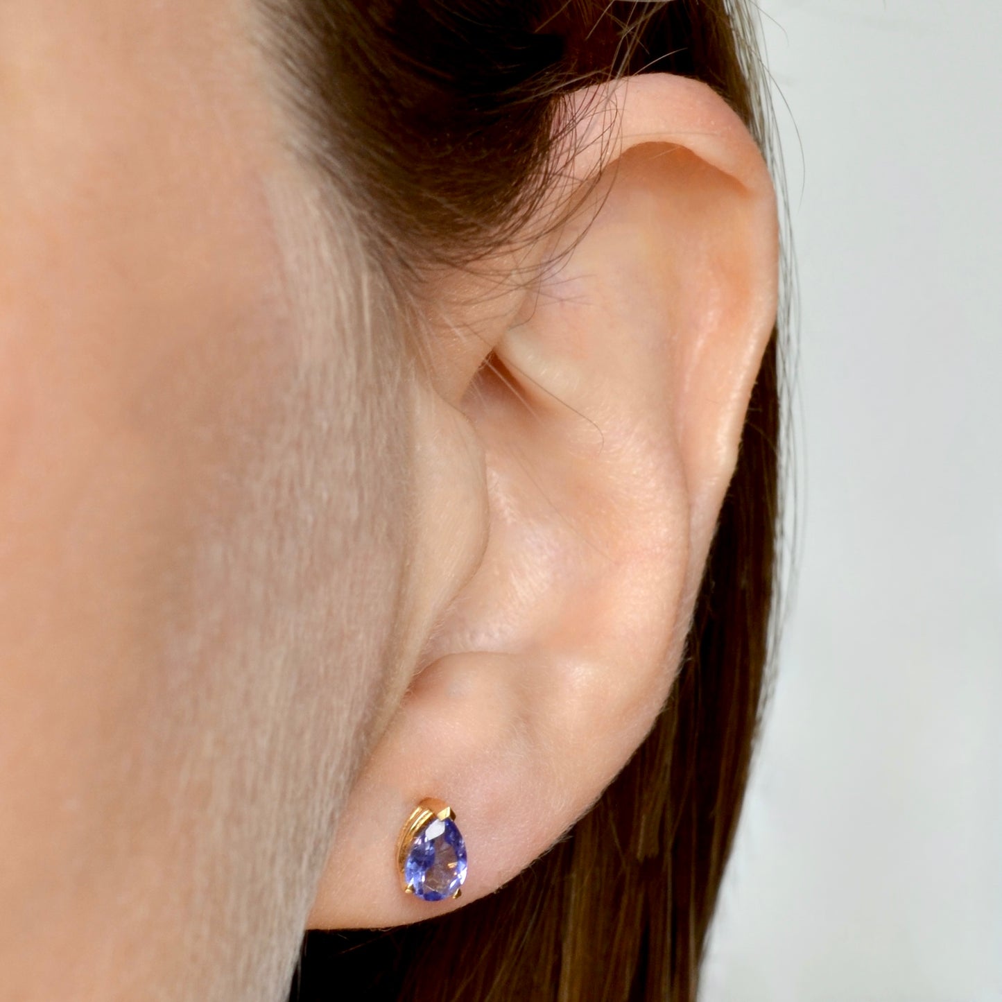 Vintage Tanzanite and 14k Gold Post Earrings