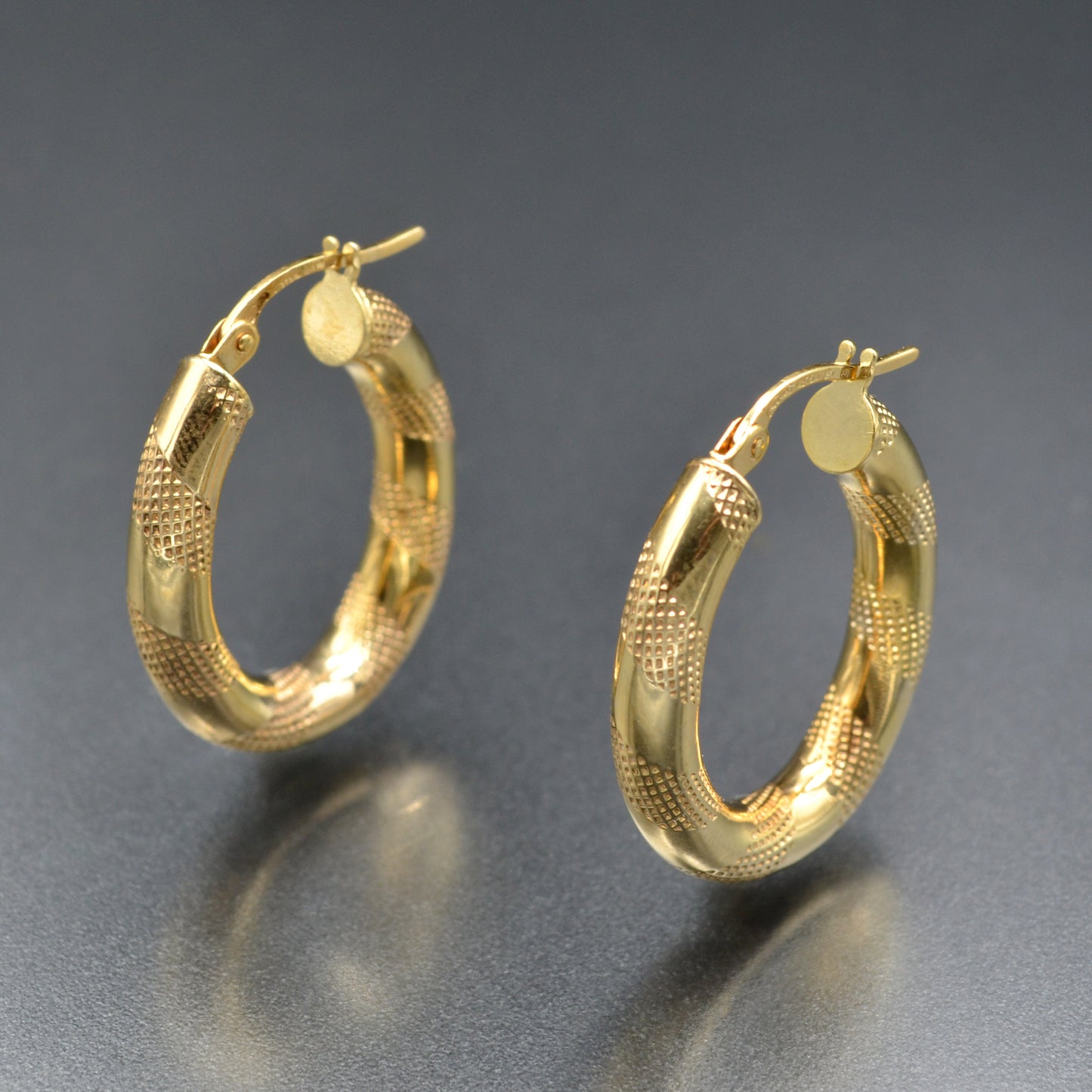 Vintage Textured 9k Gold Oval Hoop Earrings