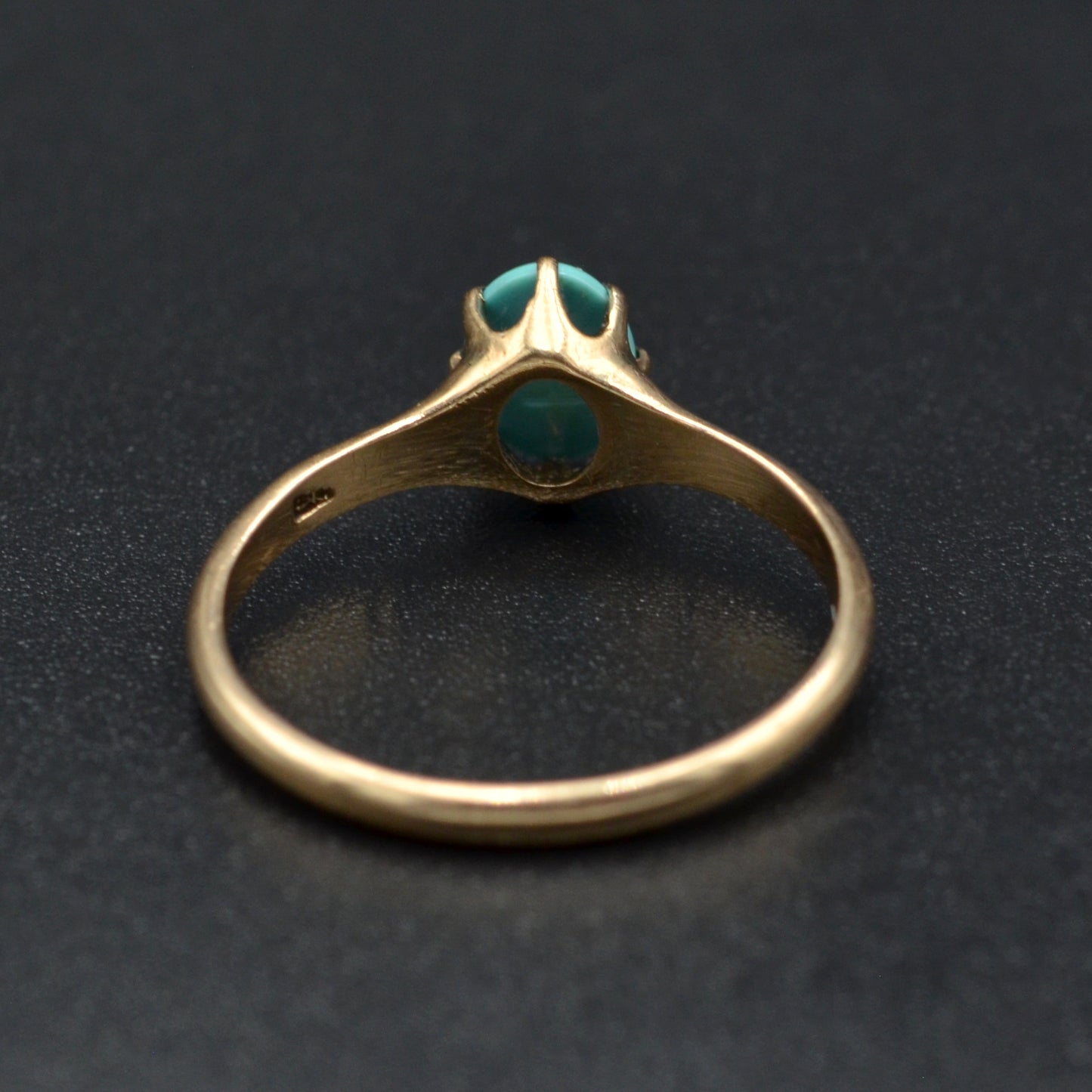 Antique Gold and Turquoise Solitaire Ring