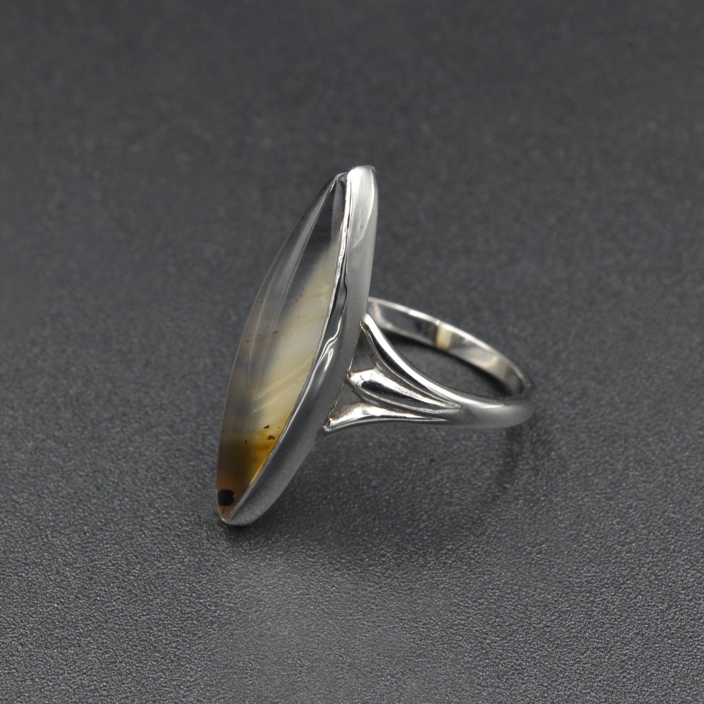 Agate and White Gold Navette Ring