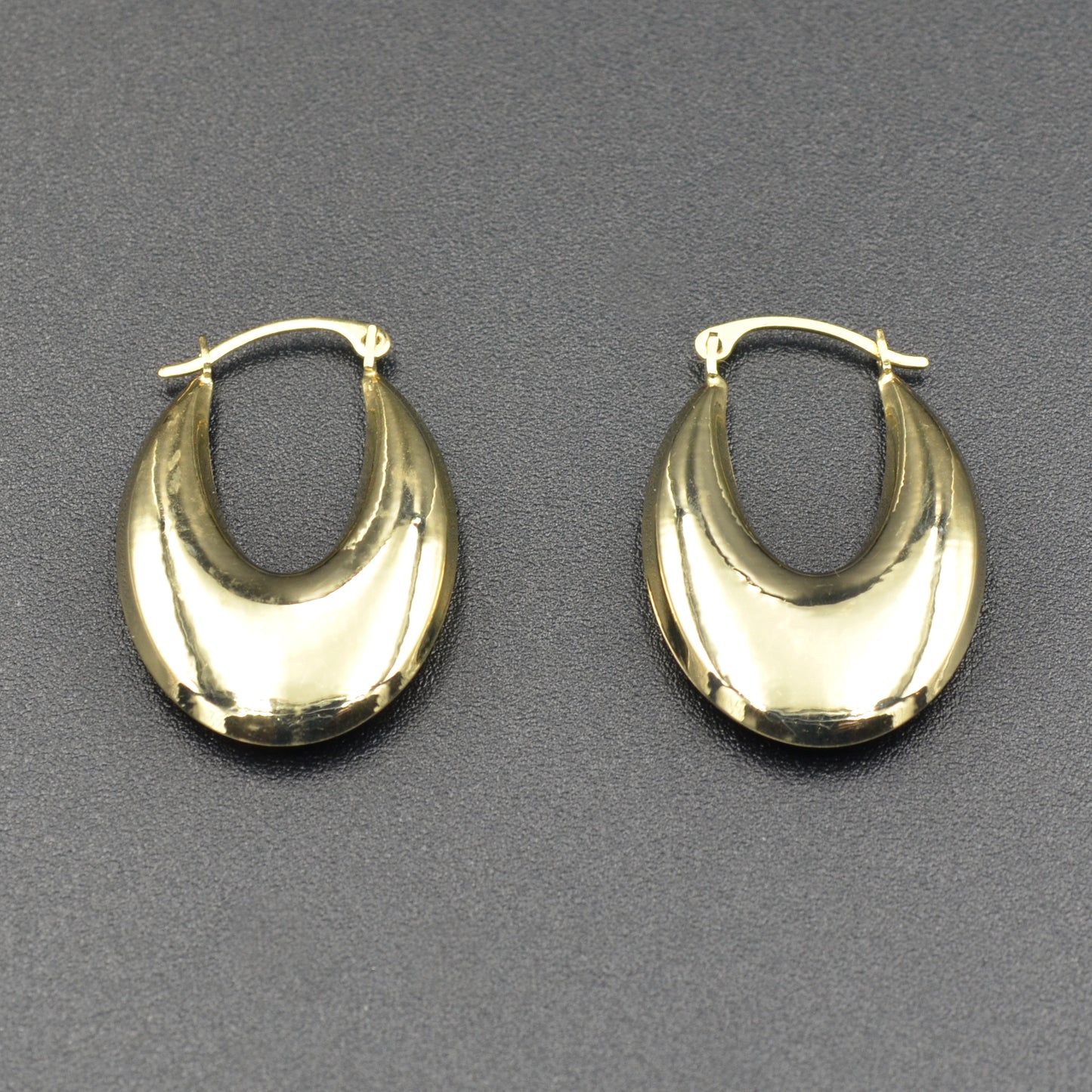 Vintage 14k Gold Deep Oval Hoop Earrings
