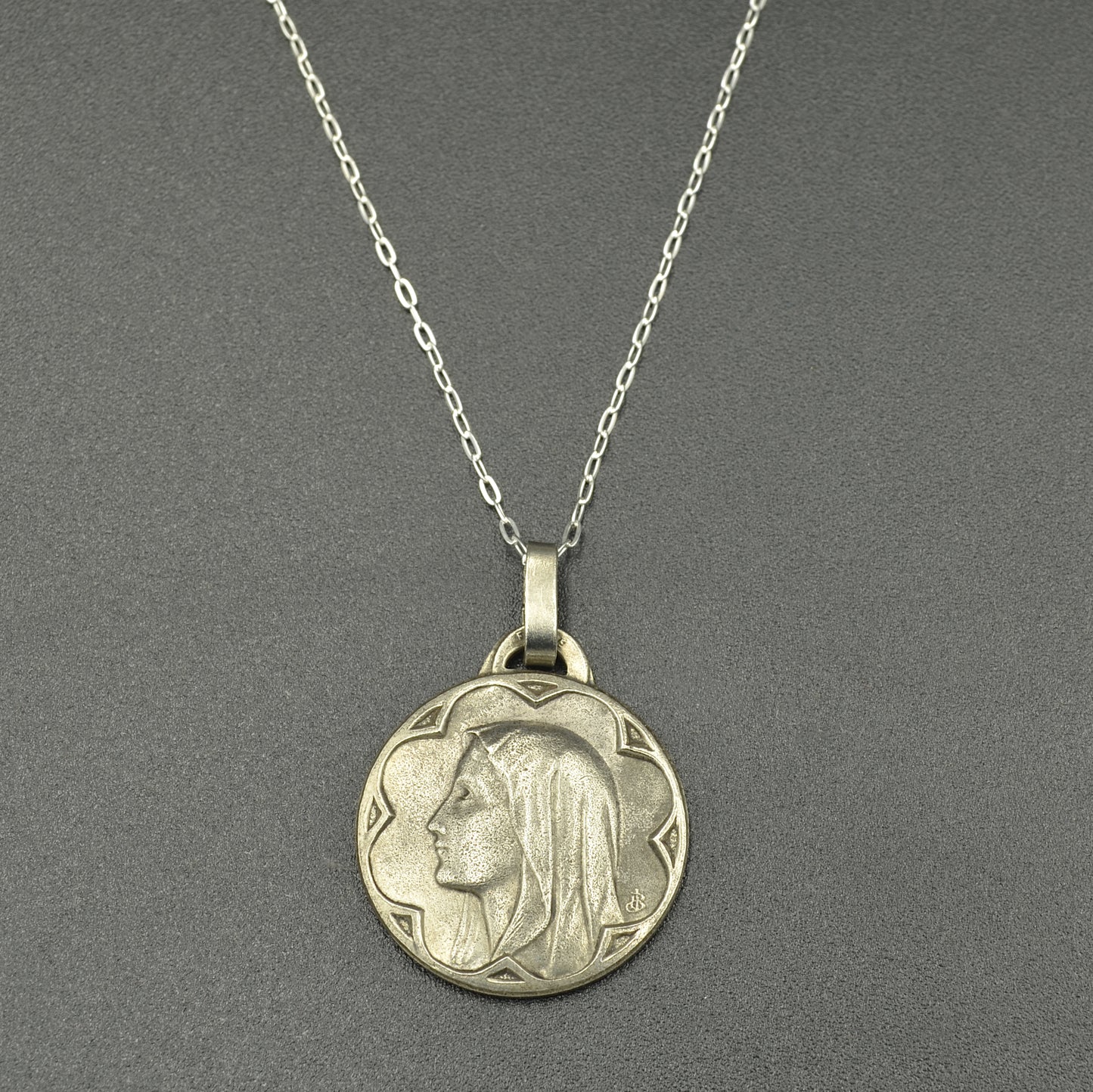 Souvenir of Valfleury Pendant Necklace