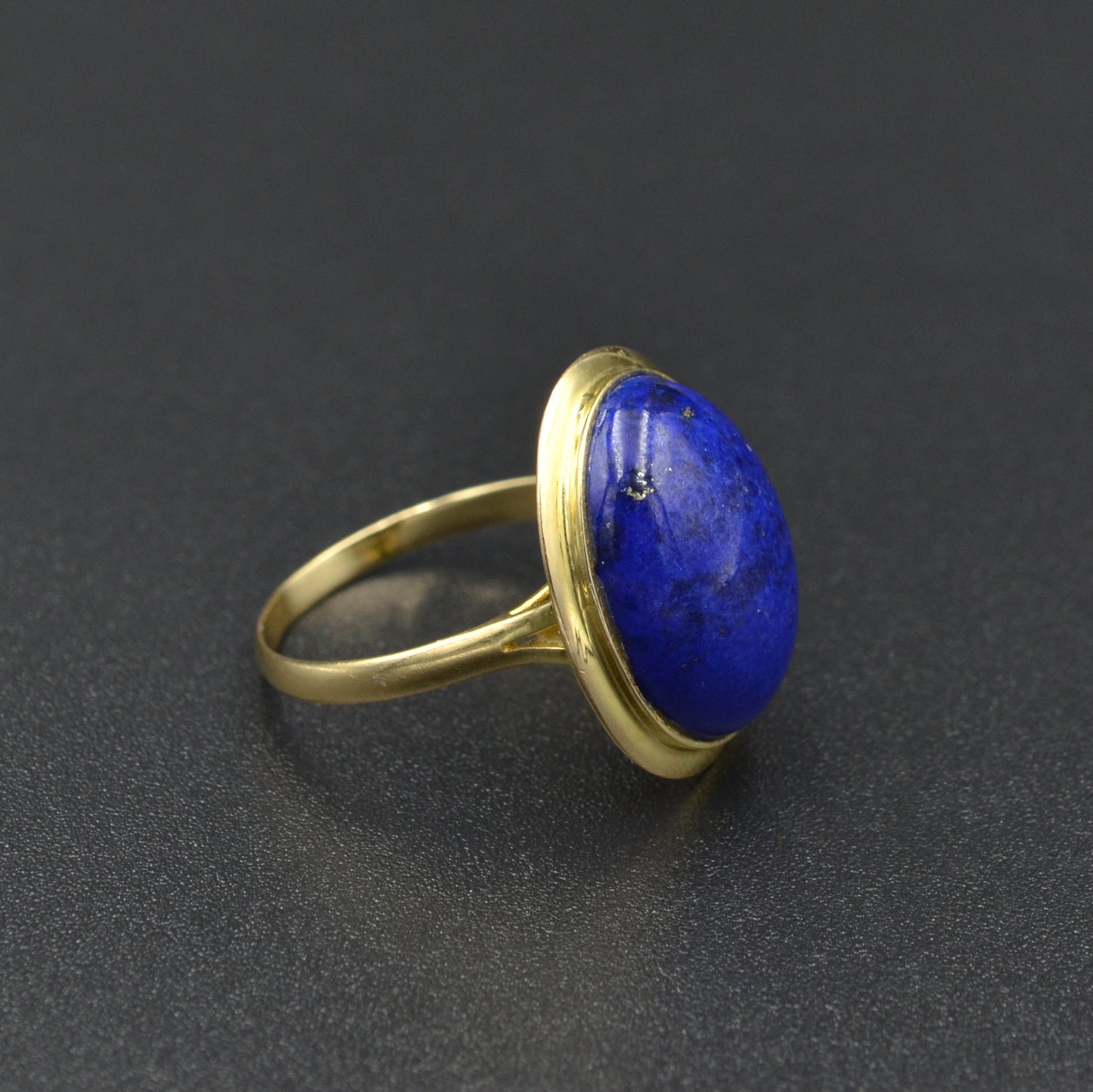 Vintage Lapis Lazuli and 14k Gold Ring