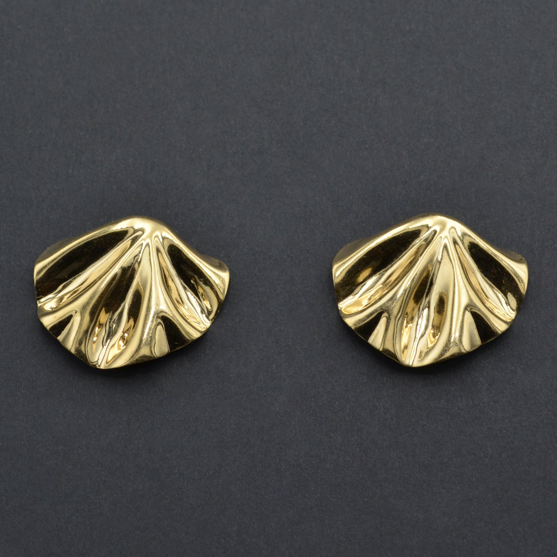 Vintage 14k Gold Fan Earrings