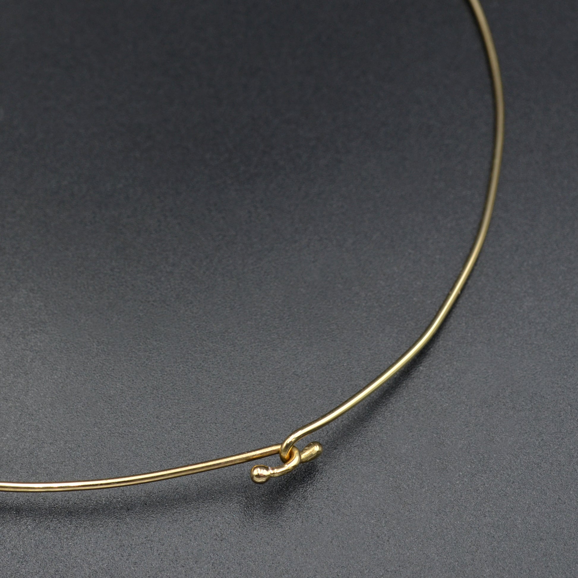 Vintage 14k Gold Omega Wire Collar Torque Necklace