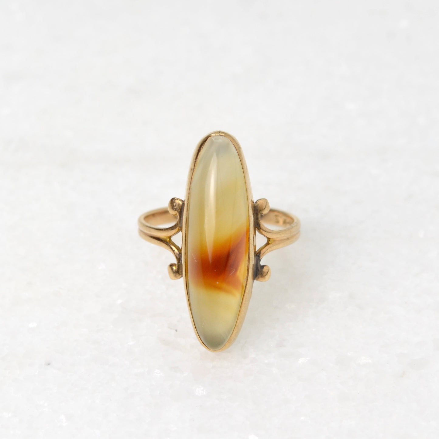 Antique Agate and Gold Ring
