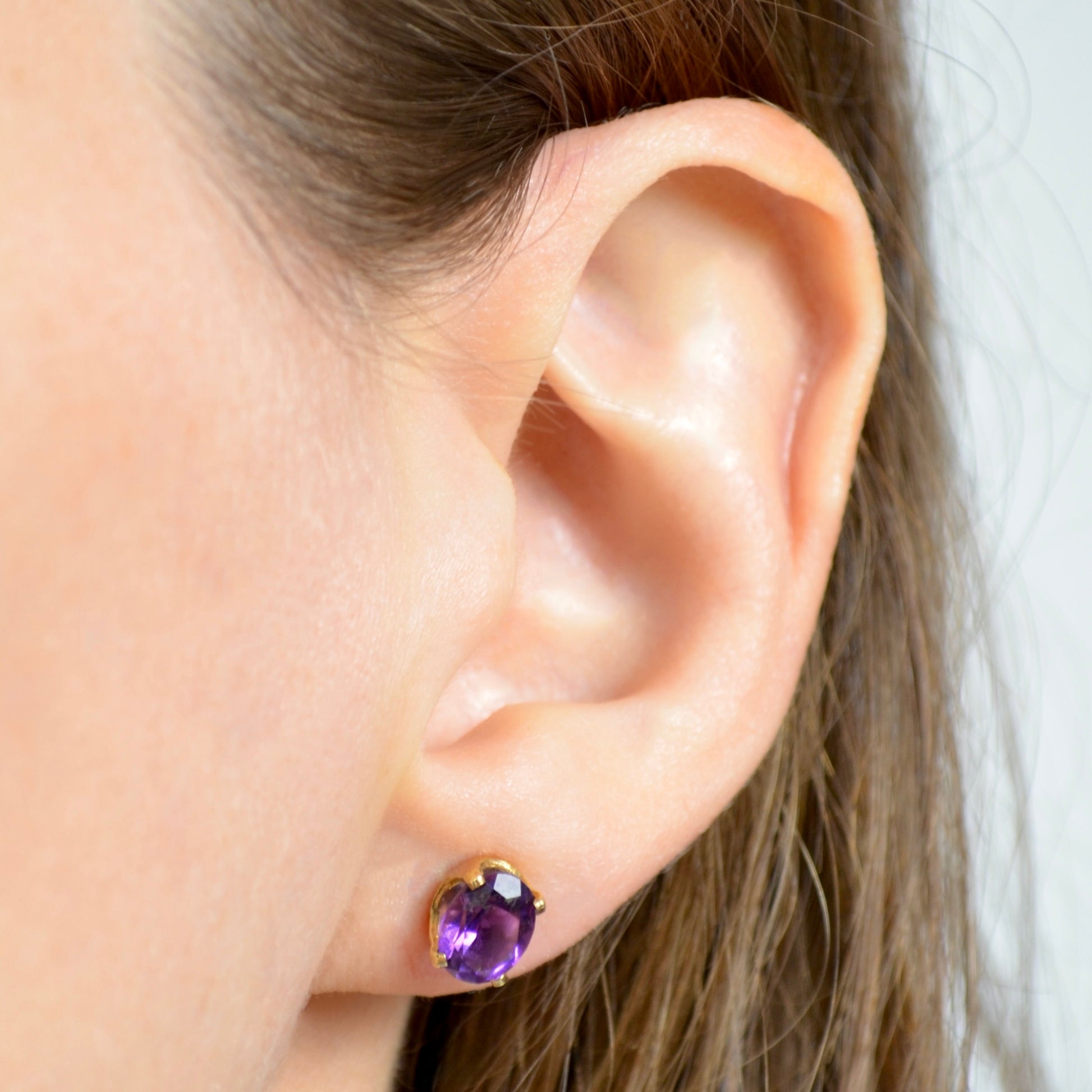 Vintage Amethyst And 14k Gold Post Earrings