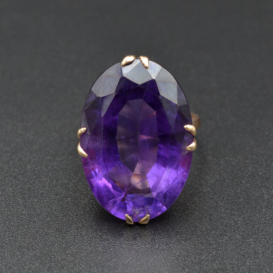 Antique Victorian Amethyst and Gold Ring