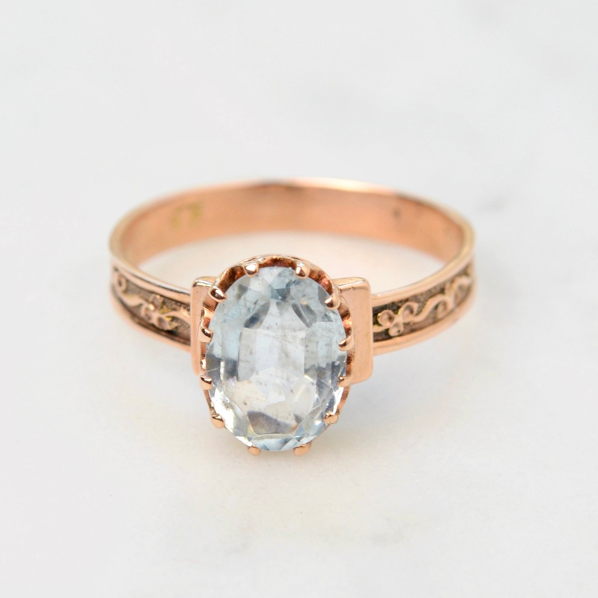 Antique Aquamarine and Gold Ring