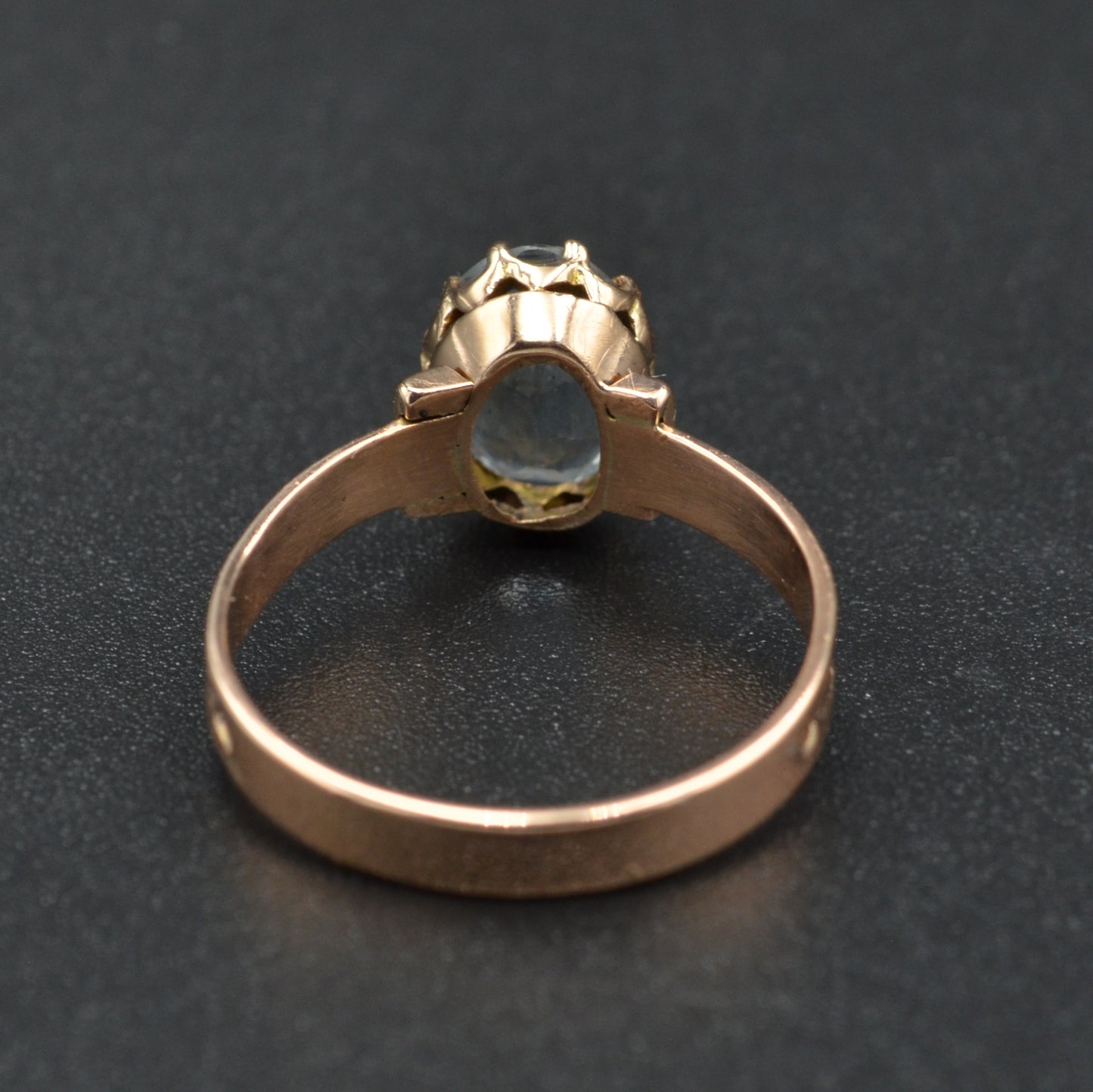 Antique Aquamarine and Gold Ring