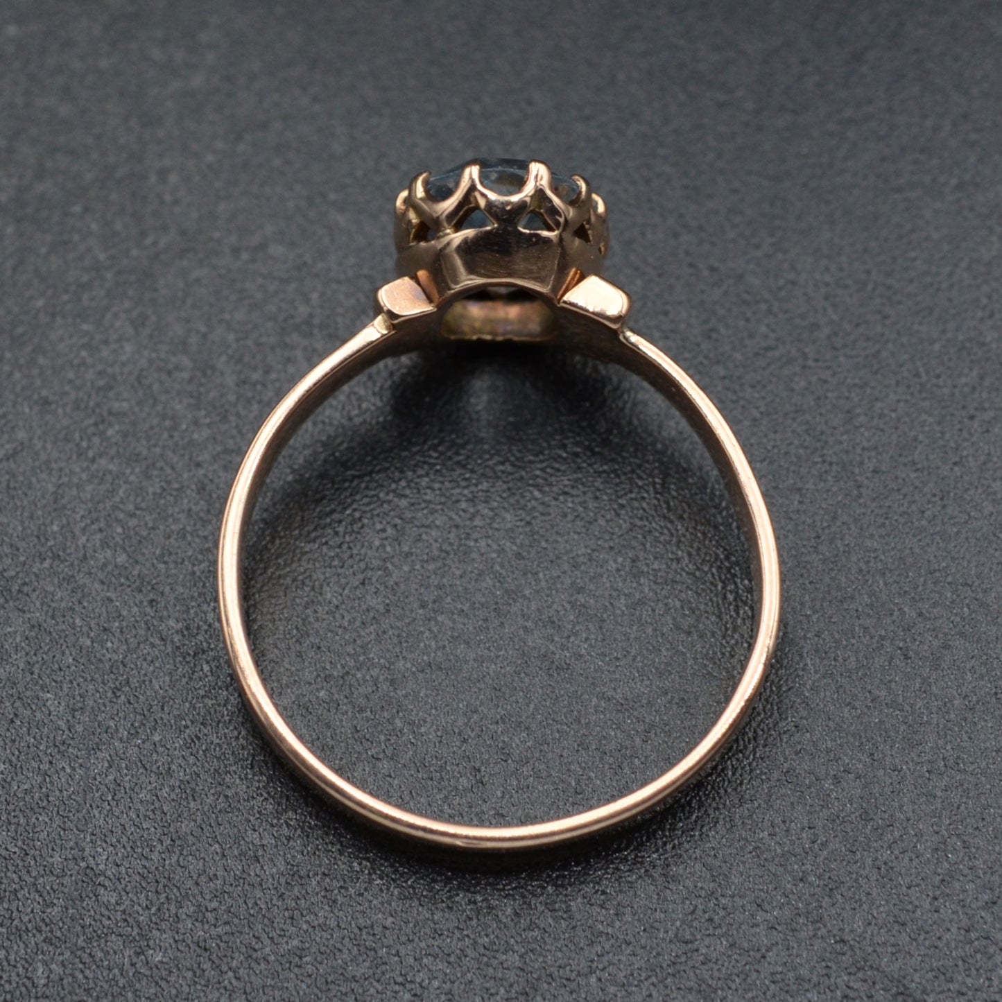 Antique Aquamarine and Gold Ring