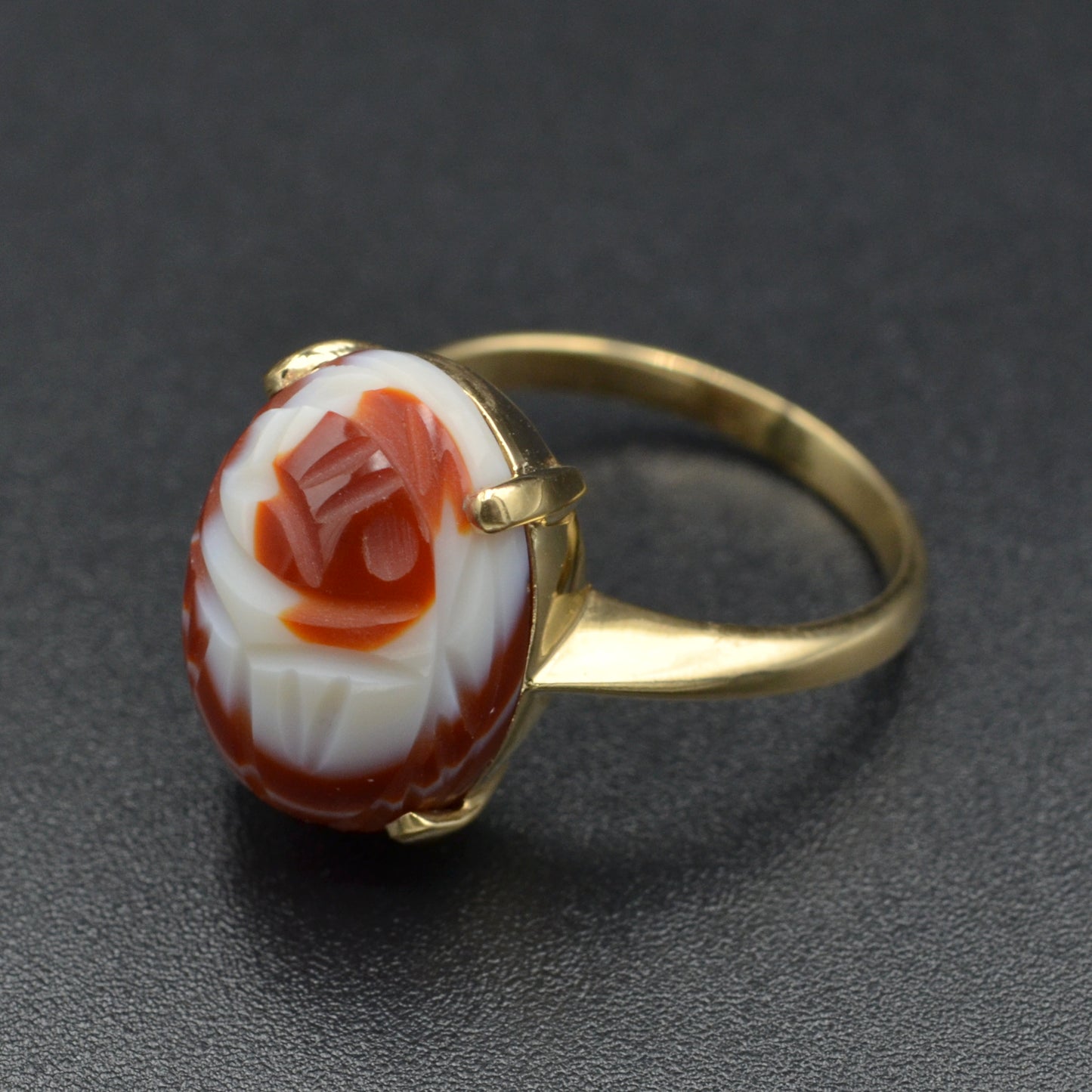 Vintage Banded Agate and 10k Gold Scarab Ring