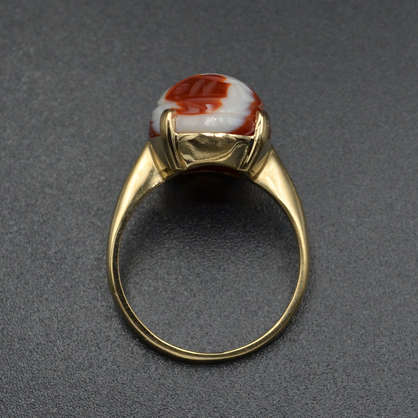 Vintage Banded Agate and 10k Gold Scarab Ring