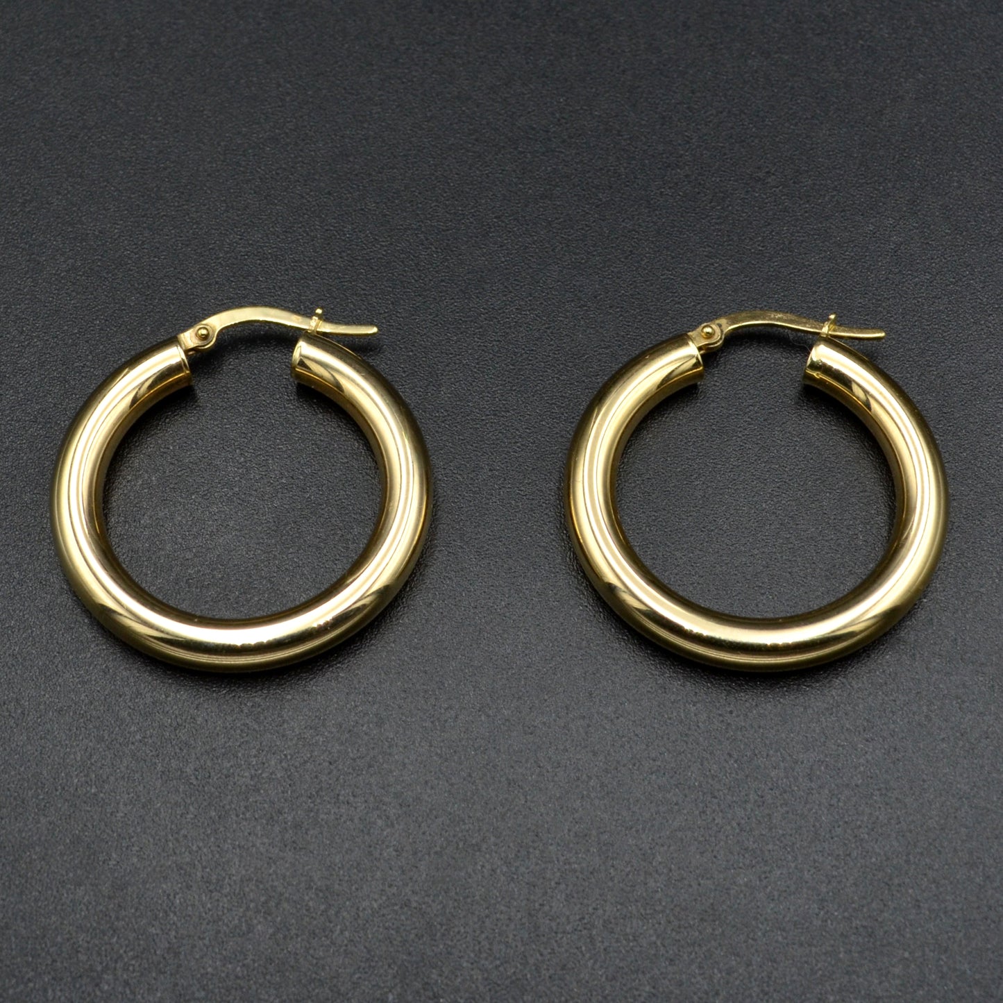 Vintage Chunky 14k Gold Hoop Earrings
