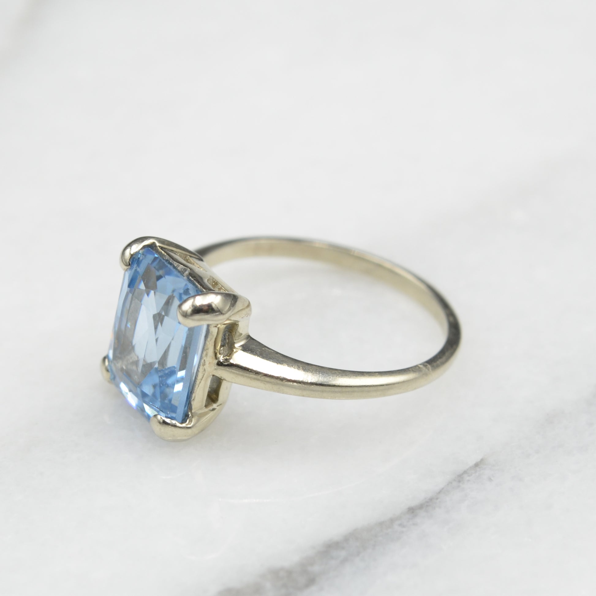 Vintage Synthetic Blue Spinel White Gold Cocktail Ring