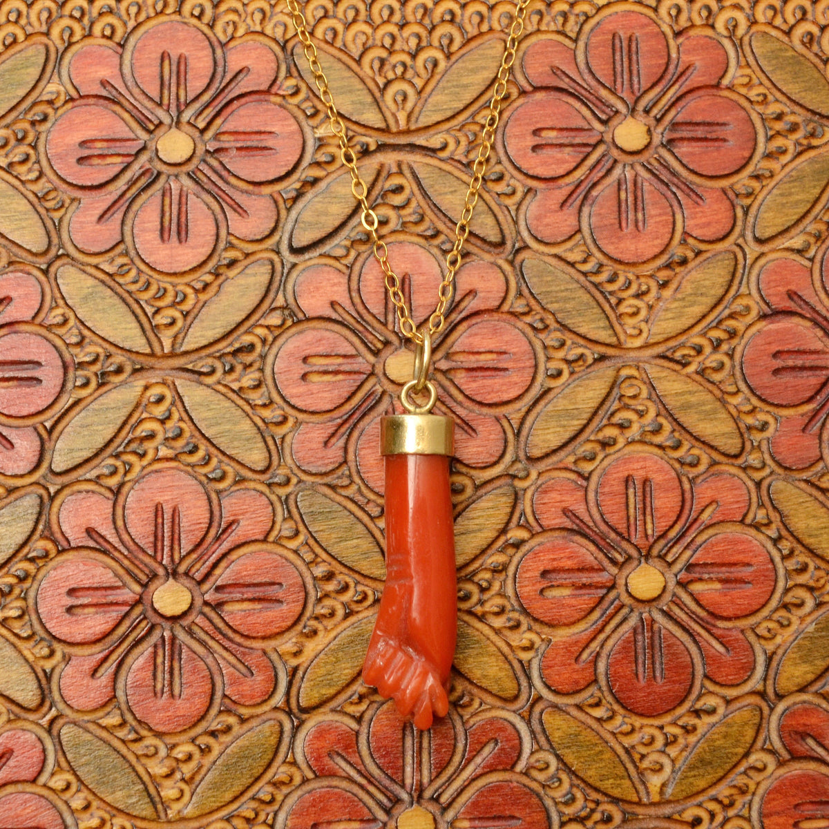 Vintage Coral and 14 Karat Gold Mano Figa Necklace