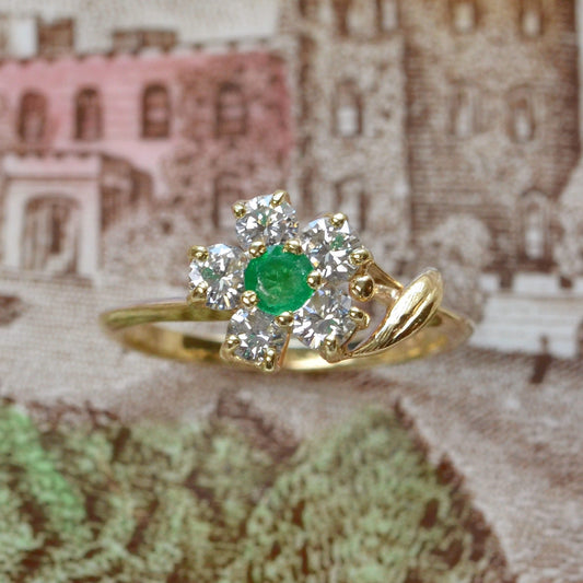 Vintage Emerald and Diamond Flower Ring