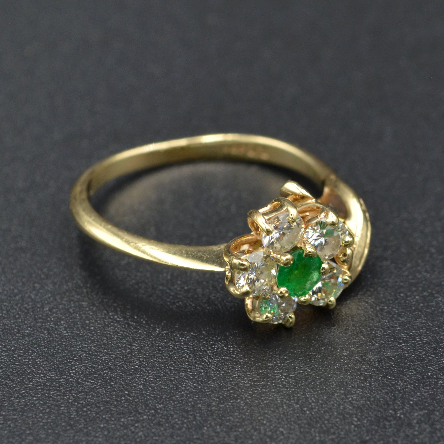 Vintage Emerald and Diamond Flower Ring