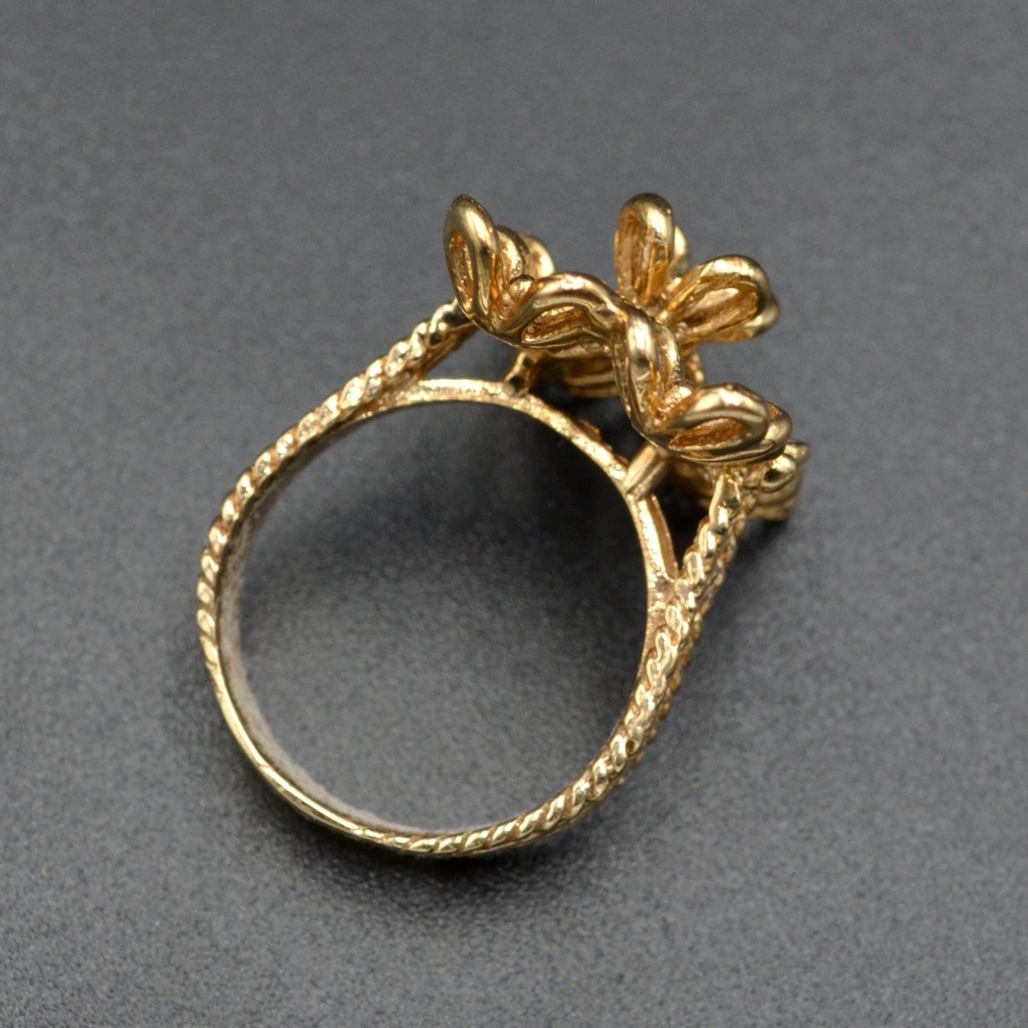 Vintage Gold Flower Ring