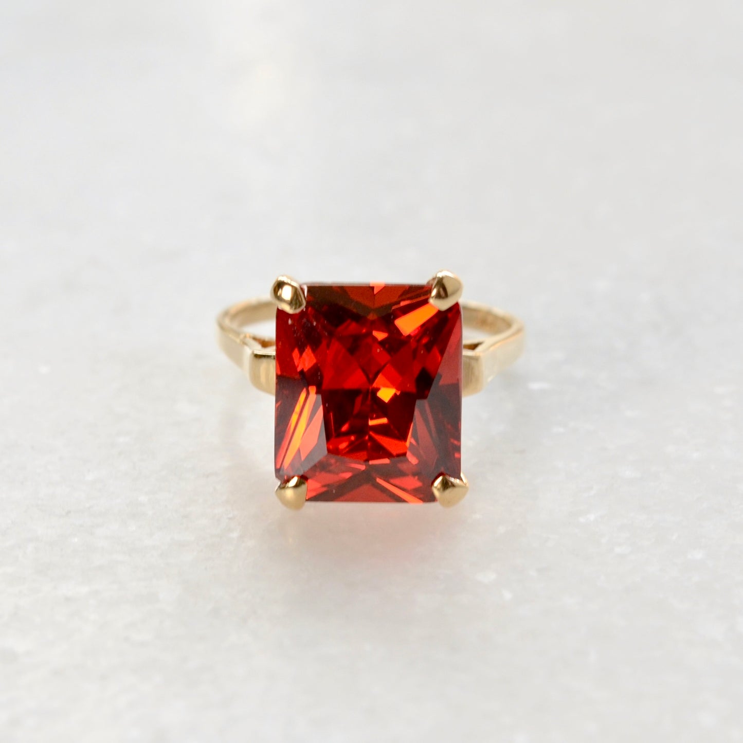 Vintage Pyrope-Spessartite Garnet and 14k Gold Ring