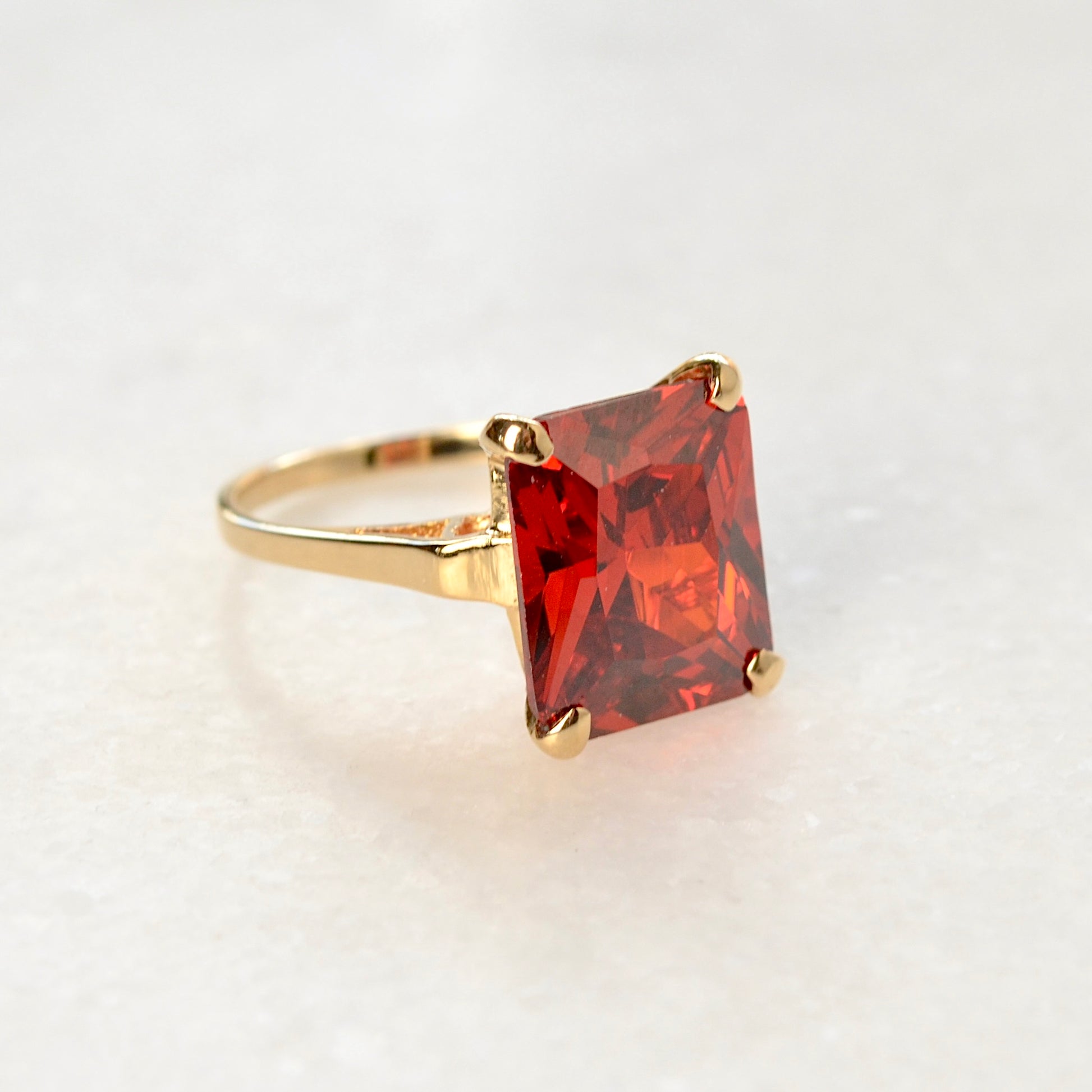 Vintage Pyrope-Spessartite Garnet and 14k Gold Ring