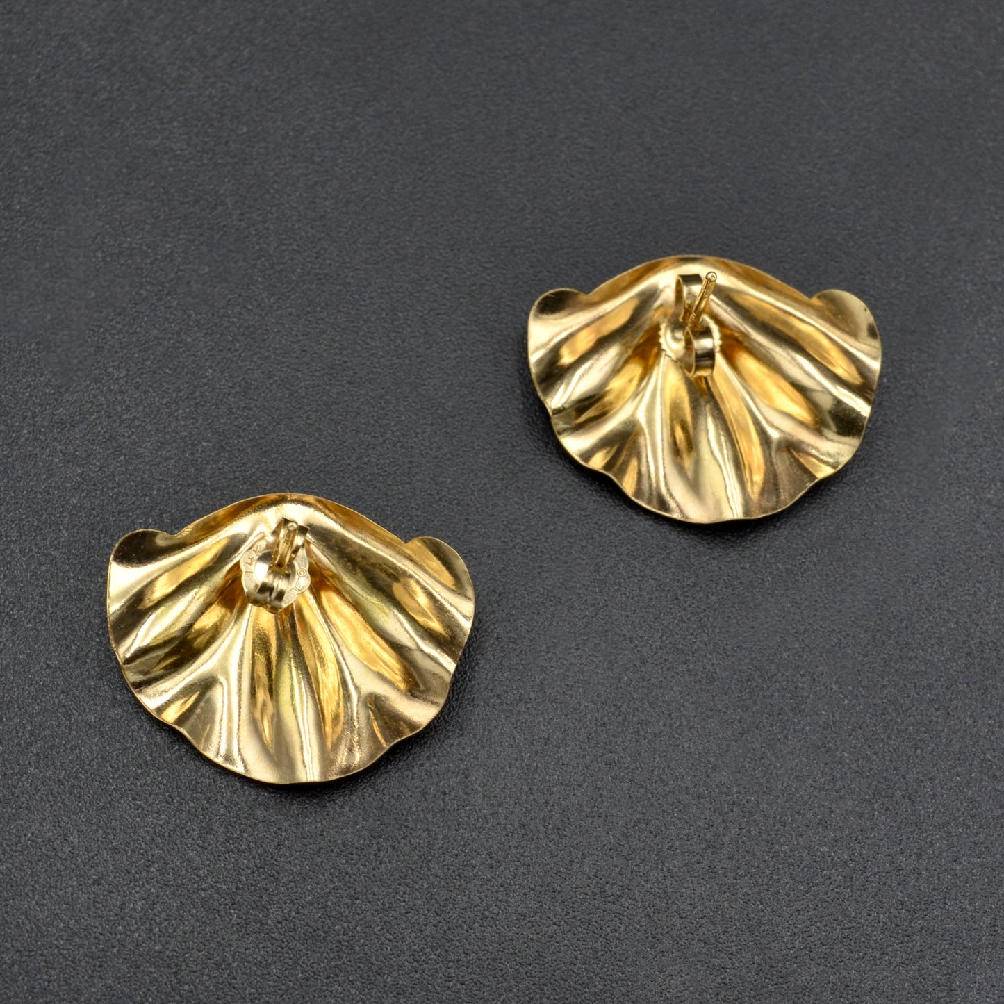 Vintage 14k Gold Fan Earrings