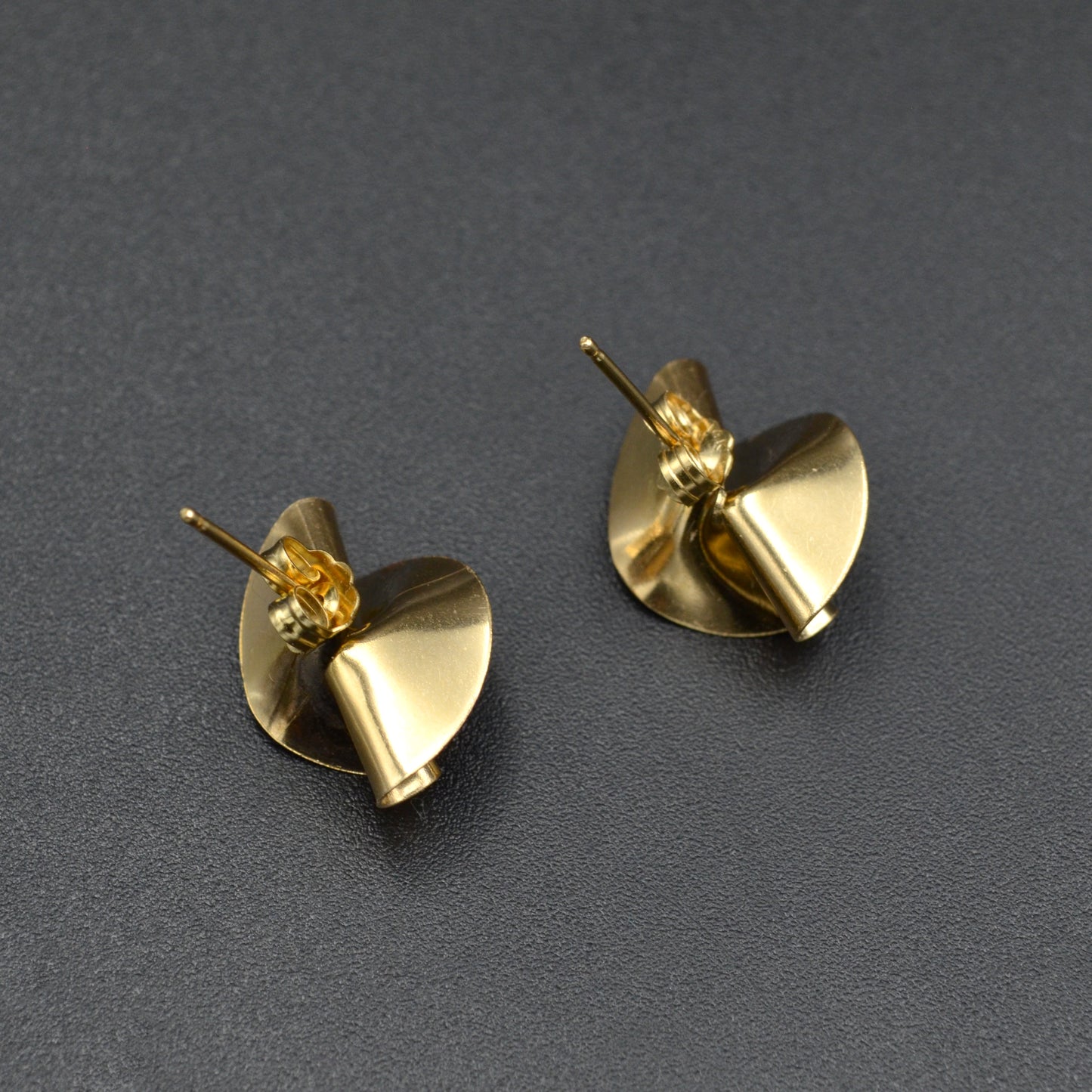 Vintage 14k Gold Folded Disc Earrings