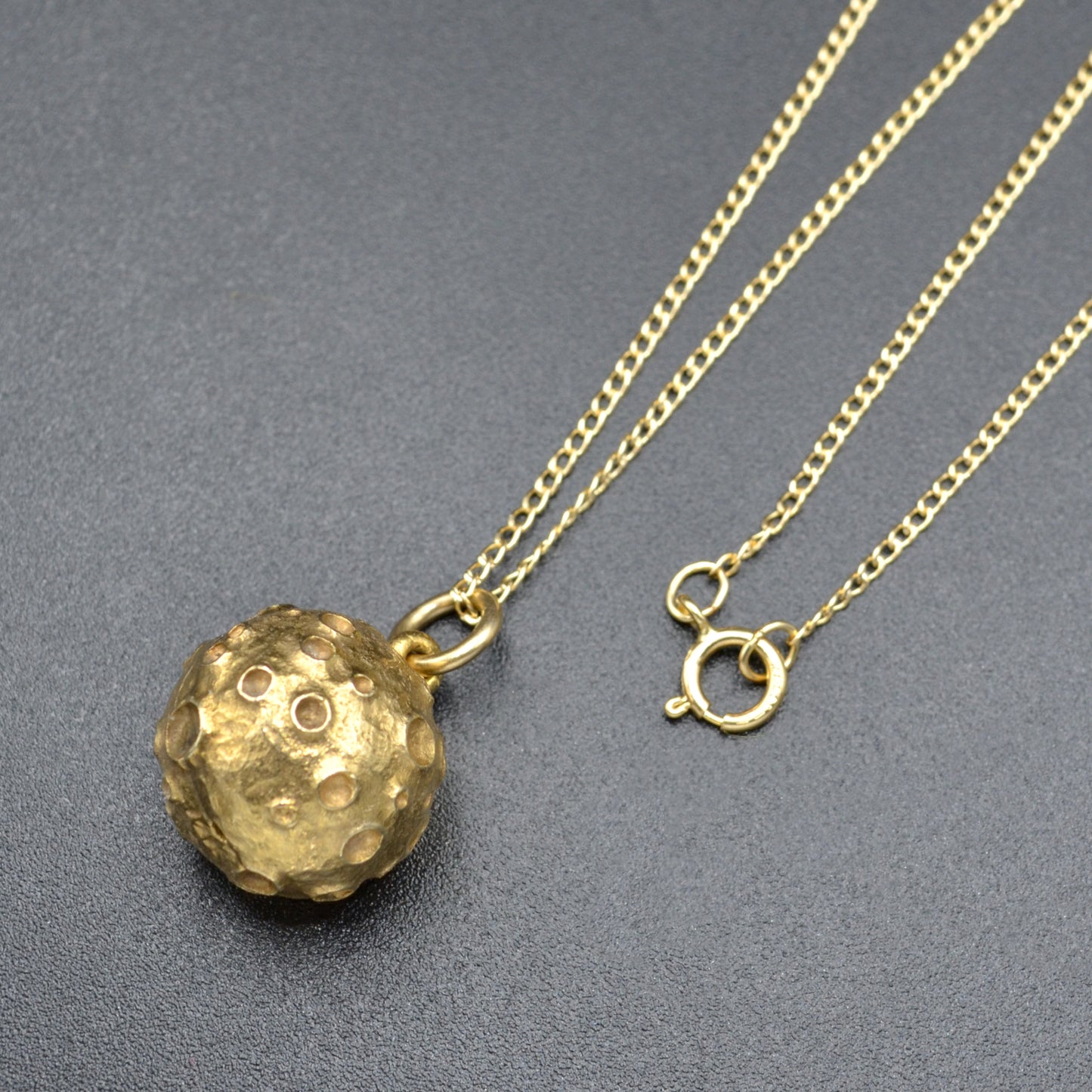 Vintage 14k Gold Moon Landing Pendant Necklace