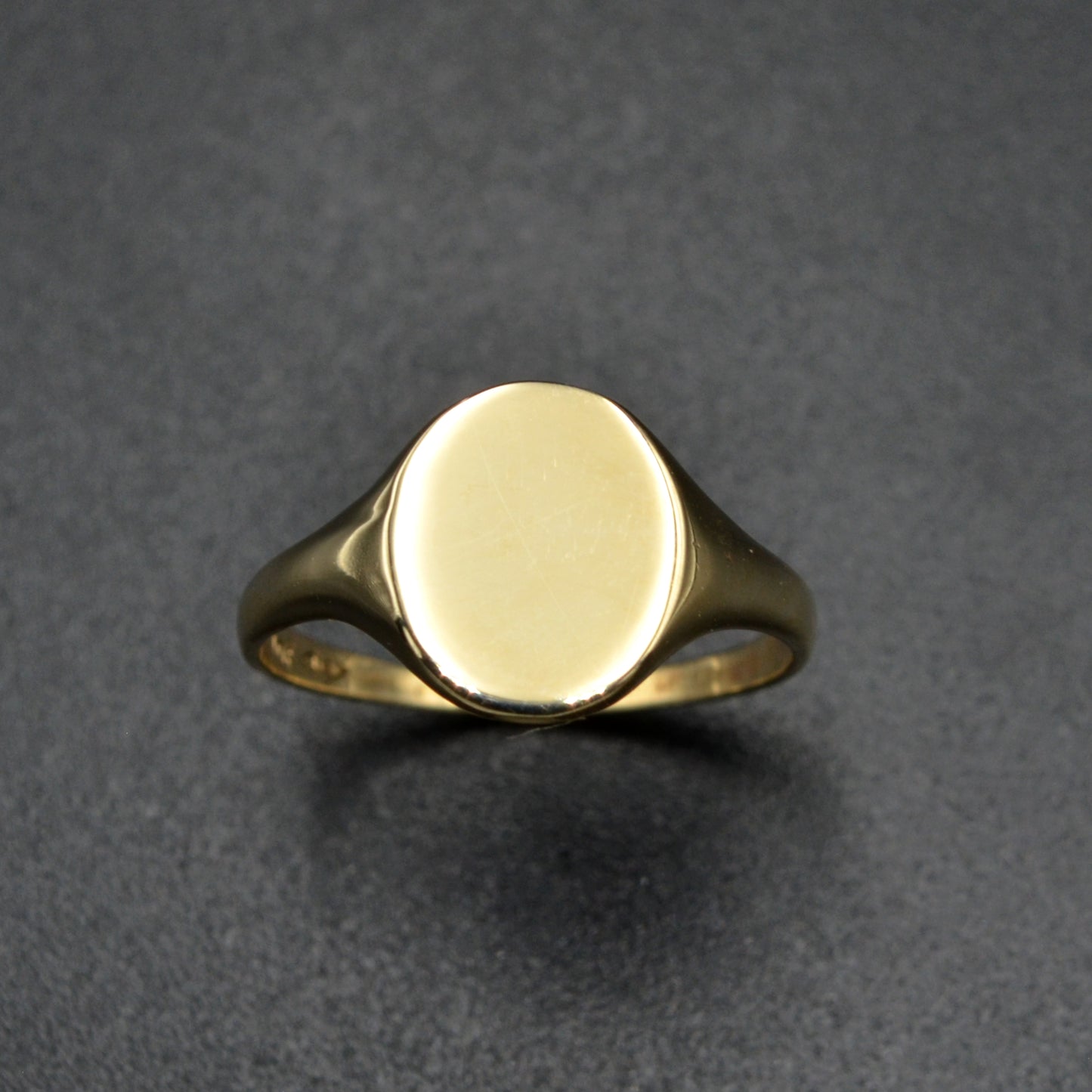 Gold Signet Ring
