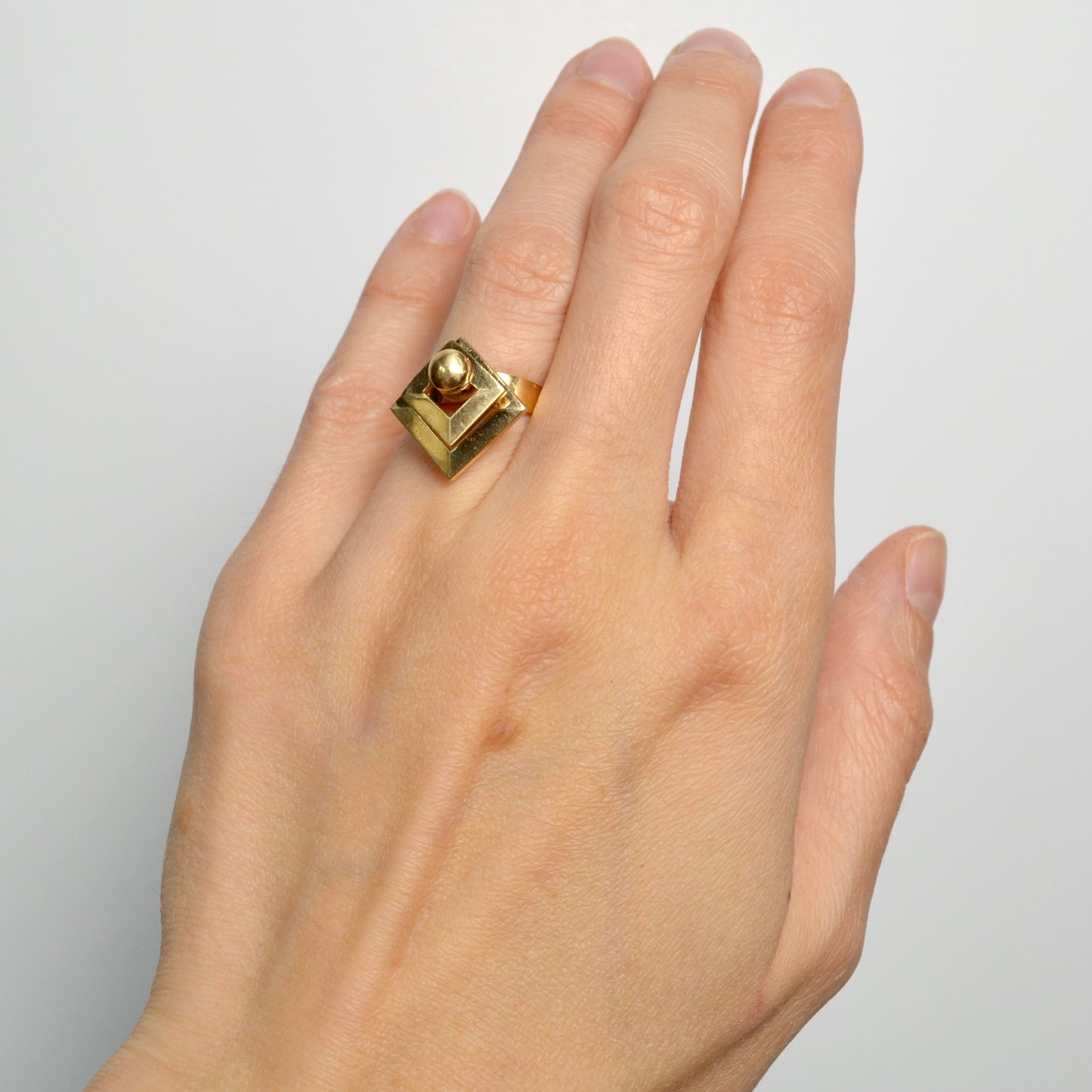 Gold Motion Spinner Ring