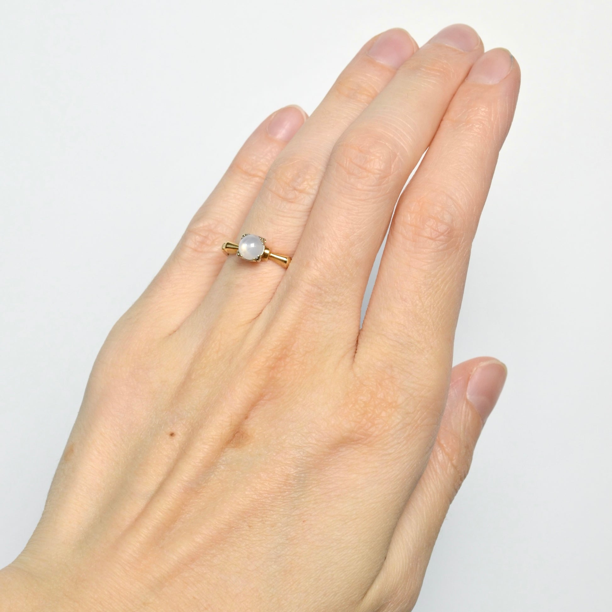 Vintage Star Sapphire and 14k Gold Ring