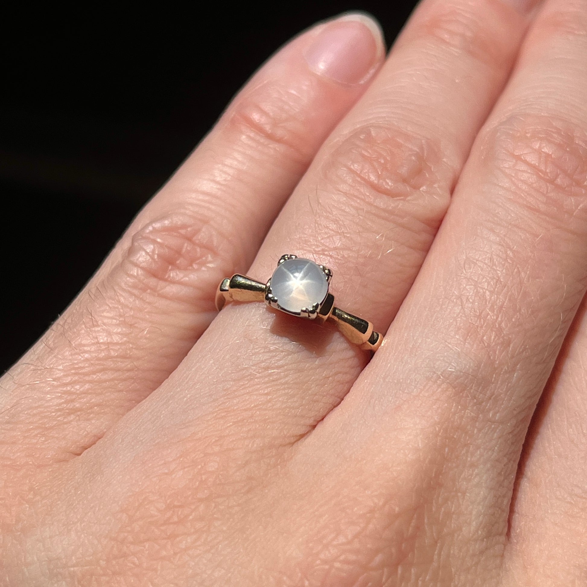 Vintage Star Sapphire and 14k Gold Ring