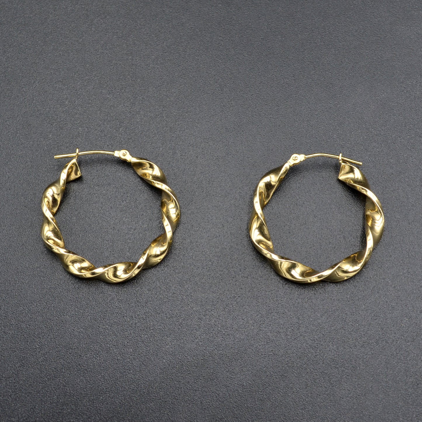Vintage 14k Gold Twisted Hoop Earrings